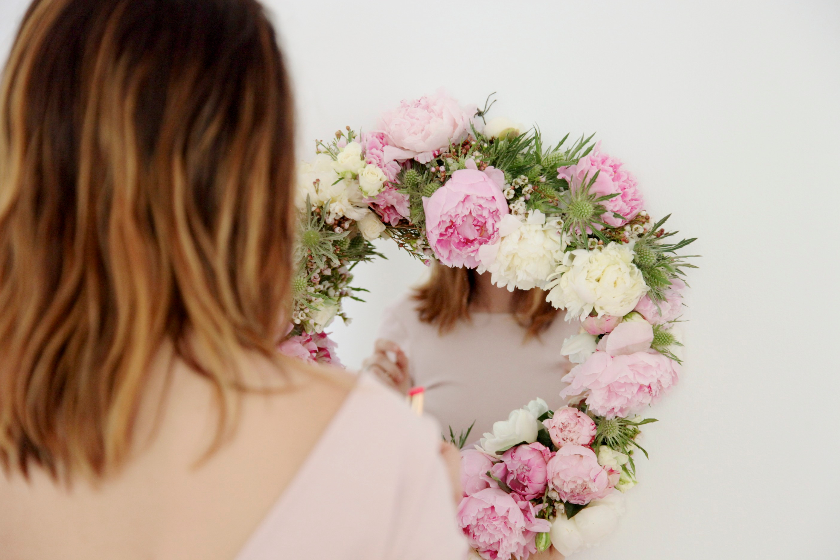 Make This: DIY Fresh Flower Framed Mirror - Paper and Stitch