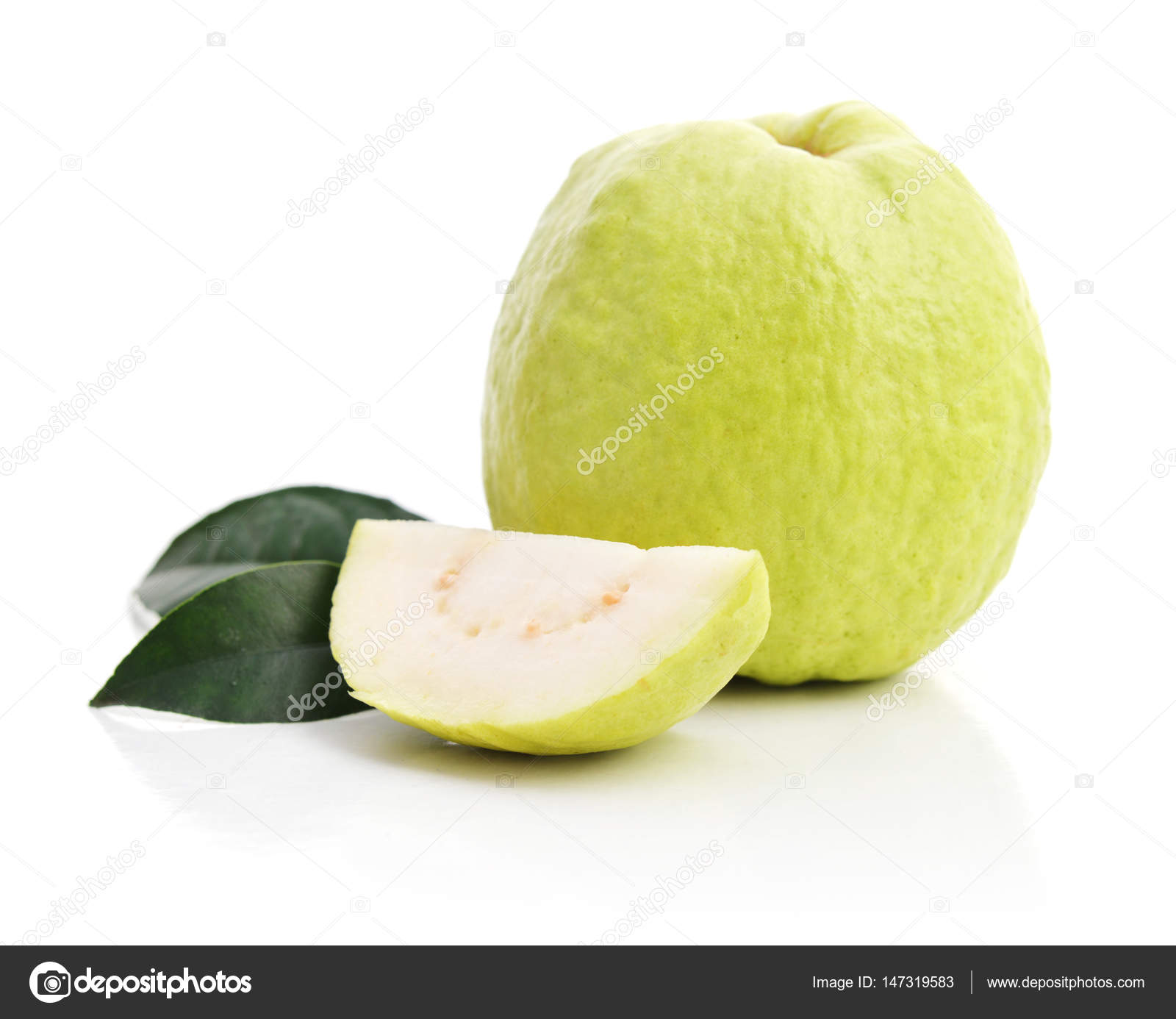 Fresh ripe Guavas — Stock Photo © tashka2000 #147319583