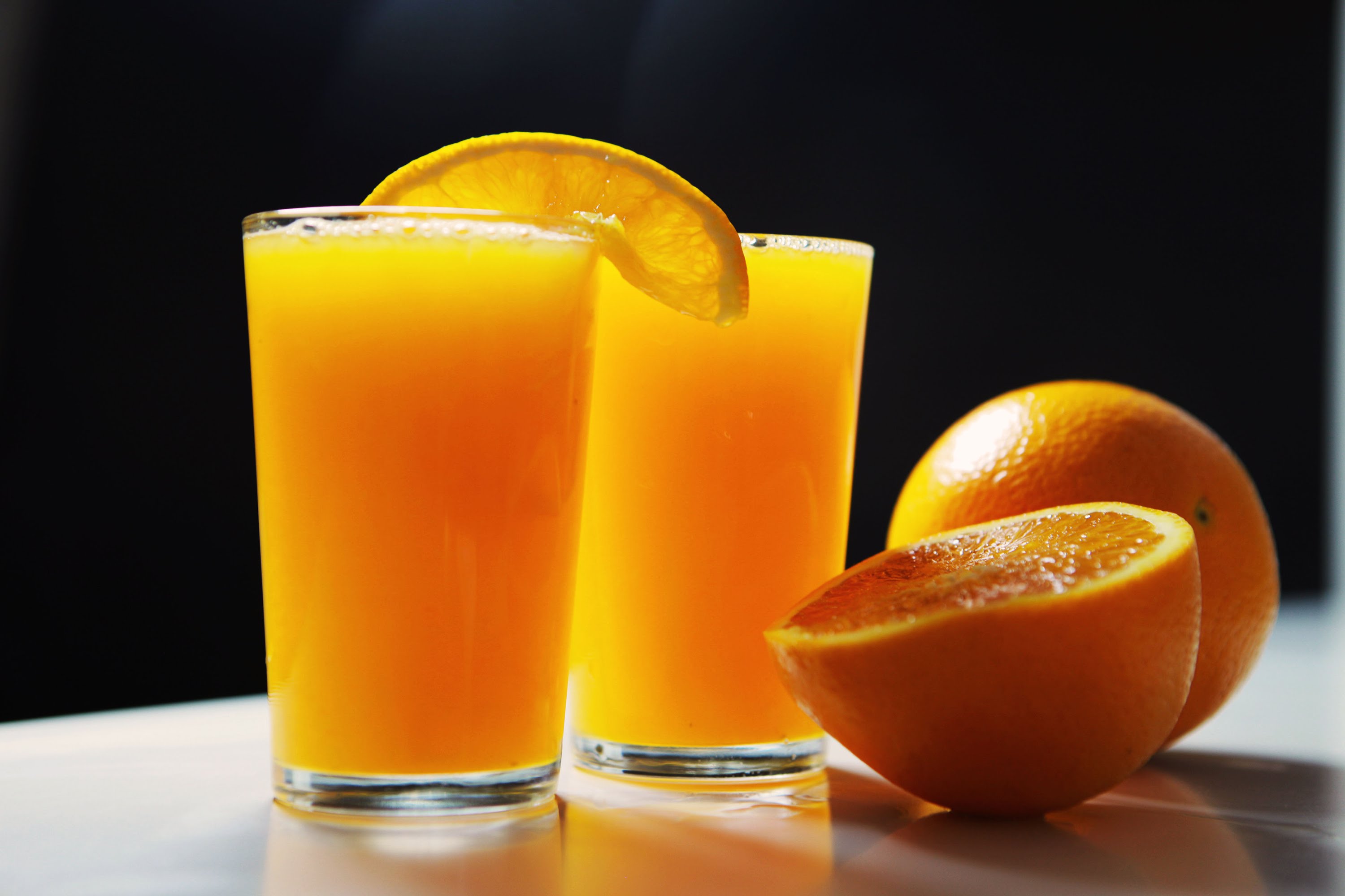 How to make fresh orange juice - YouTube