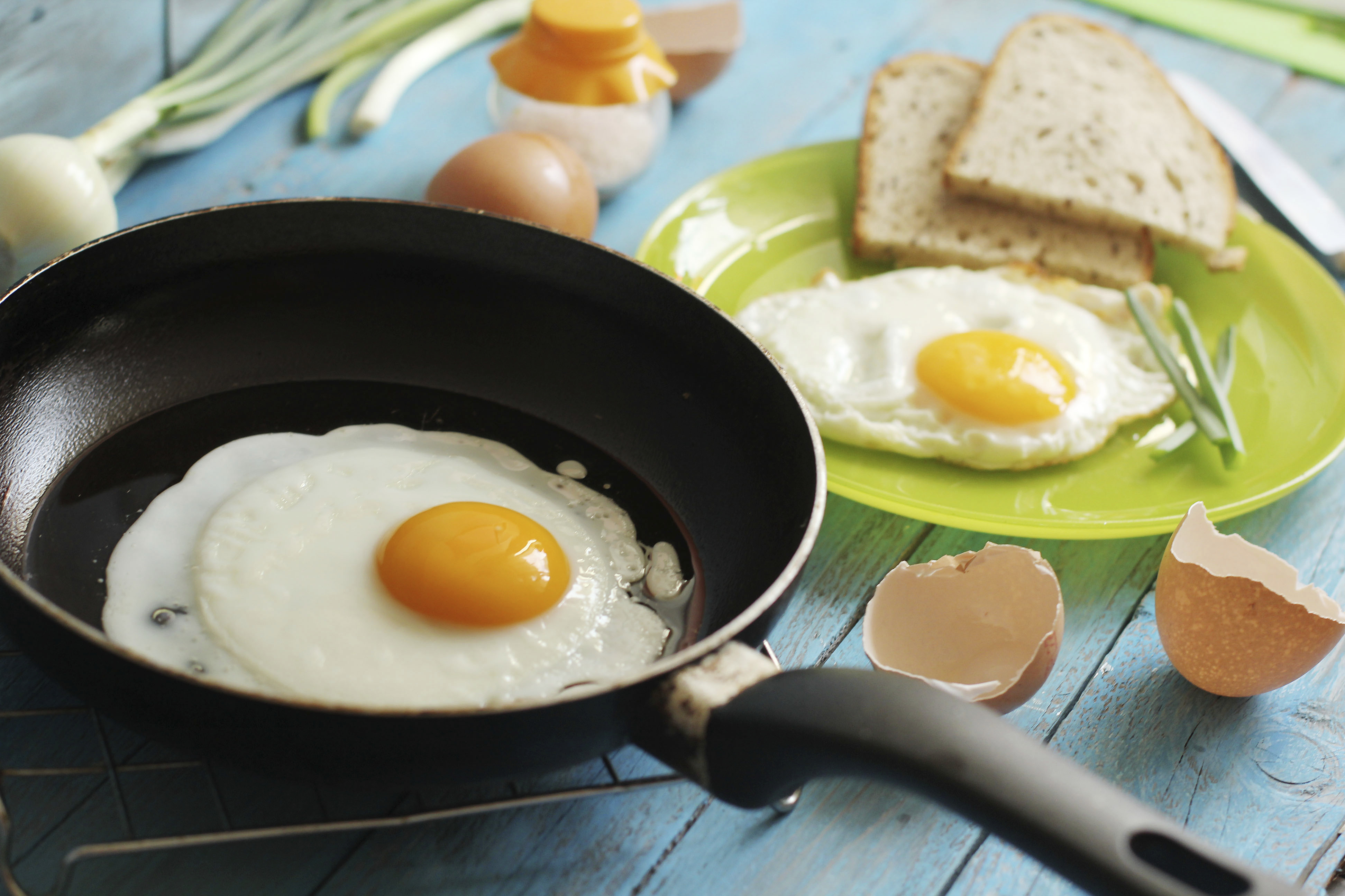 Что приготовить из яиц и масла
