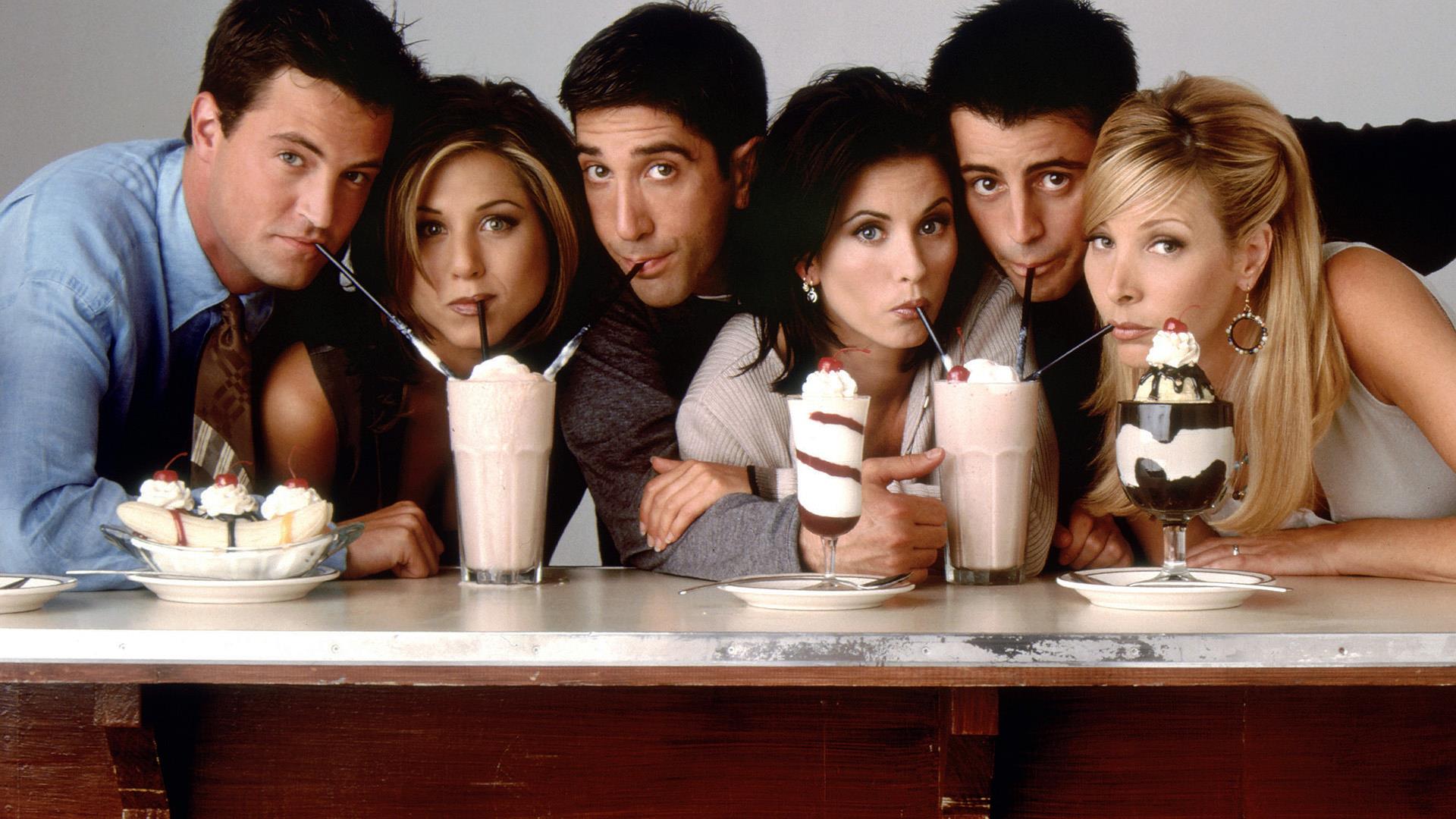 Here's How Much the Friends Cast Still Makes from Syndication