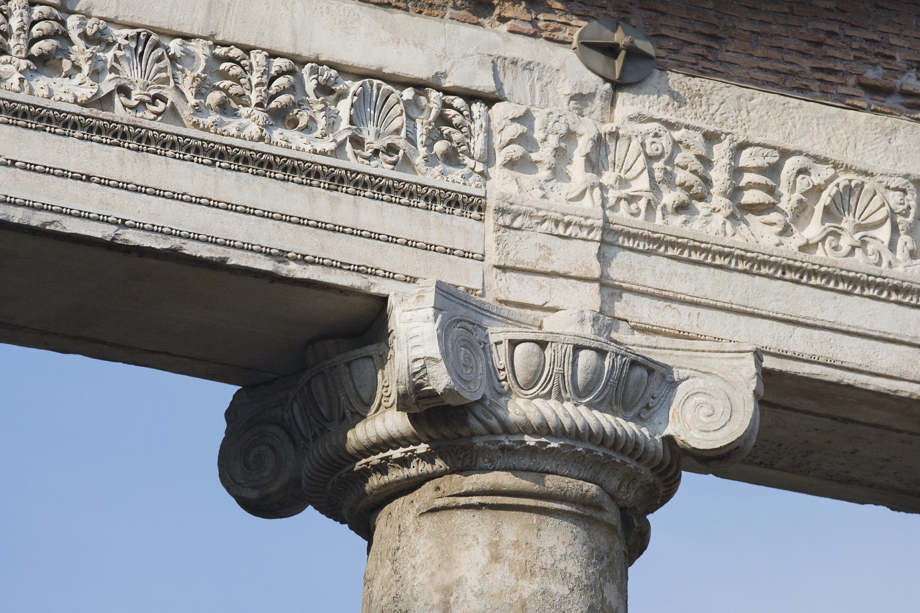 What Is an Entablature? Definition With Examples