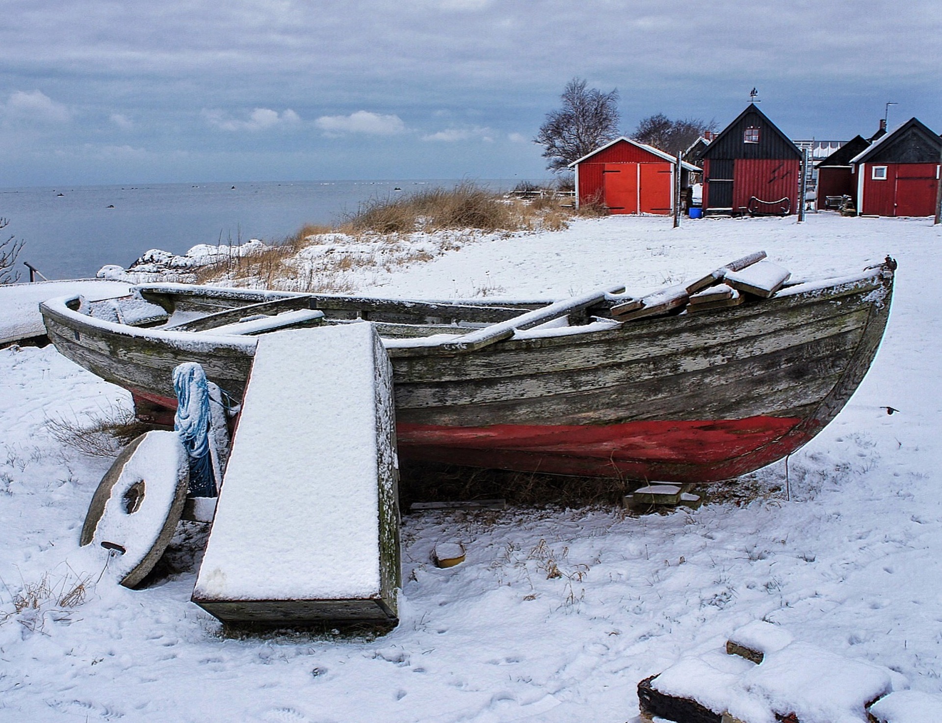 Foap.com: Frozen boat | shec, cold, daytime, frozen stock photo by shec