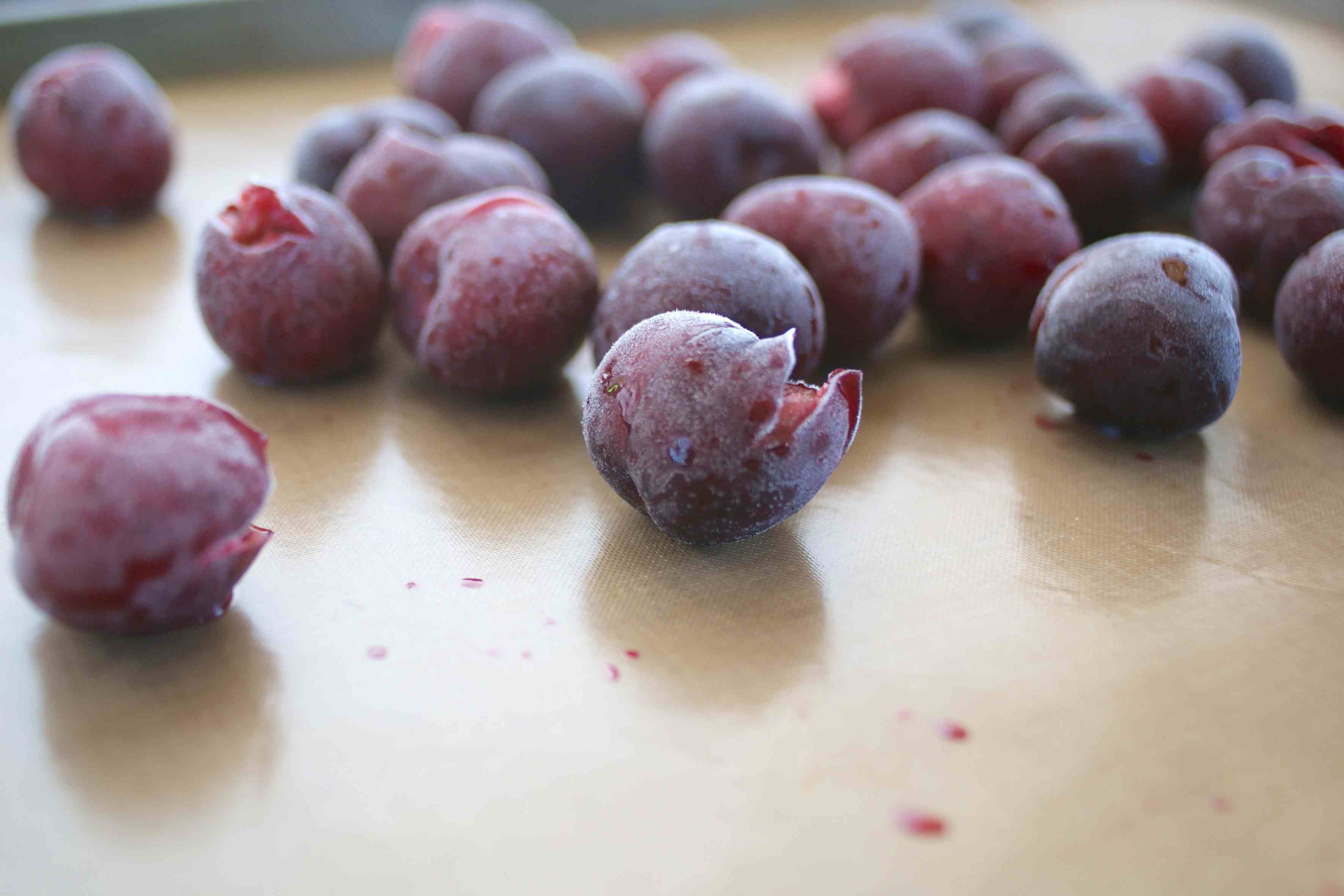 How to Freeze Fresh Cherries