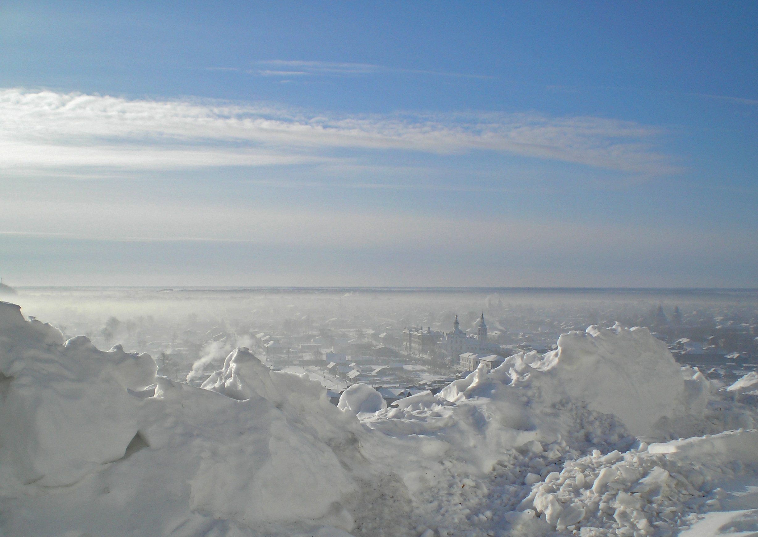 Frozen city photo