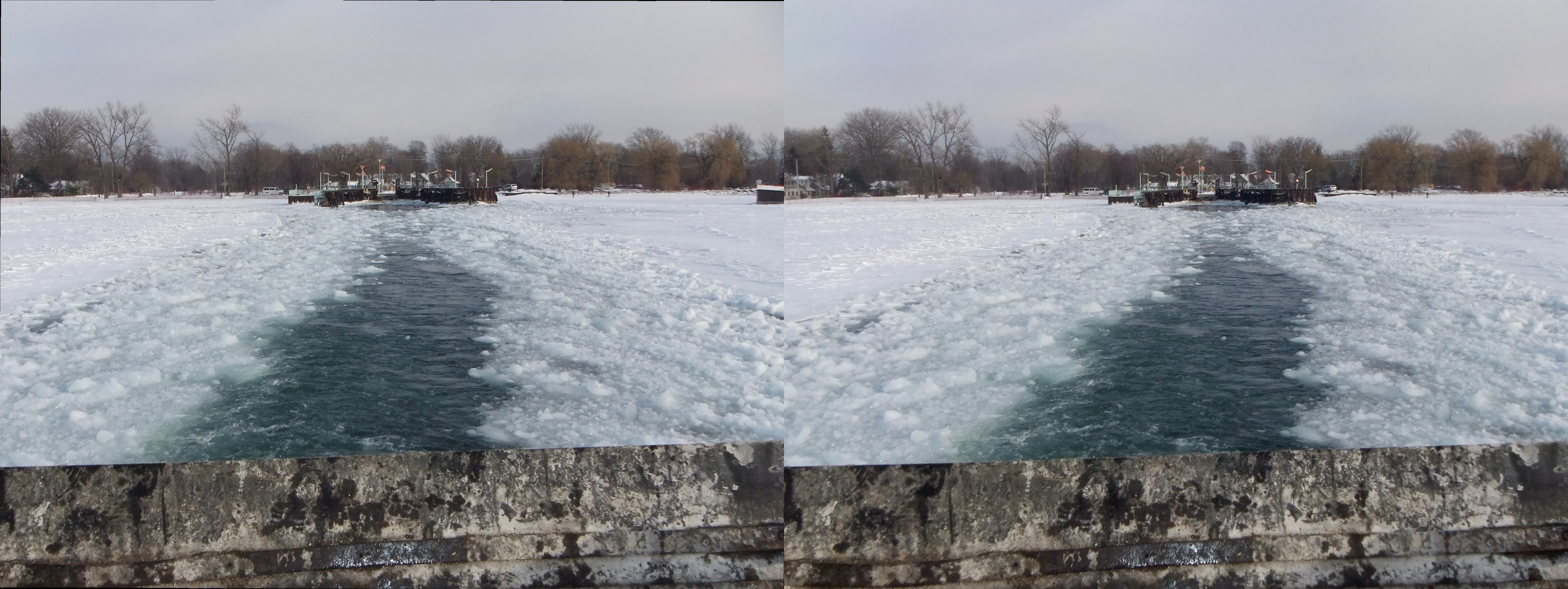File:2014-02-08 Stereoscopy - Toronto Islands - 35 Frozen Harbor.jpg ...