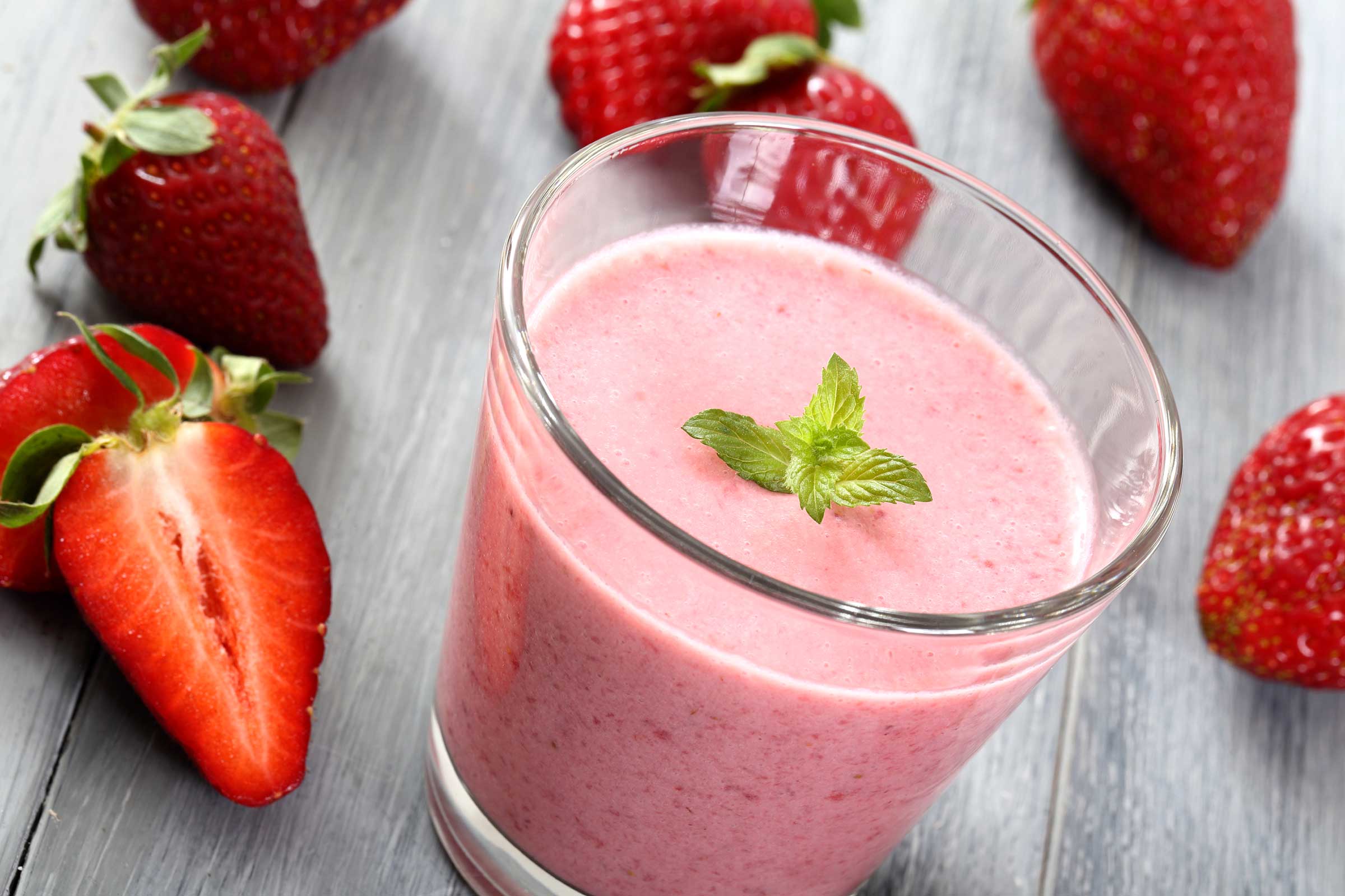Breakfast Smoothies: Easy Recipes with Healthy Perks | Reader's Digest