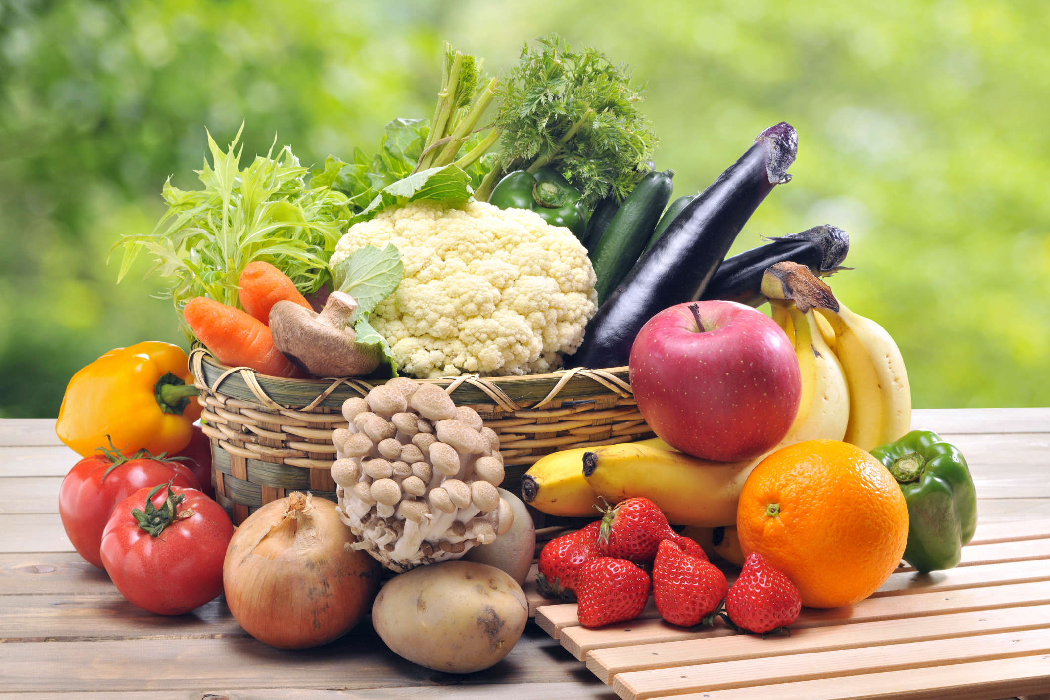 List of Low Calorie Fruits & Vegetables | LIVESTRONG.COM