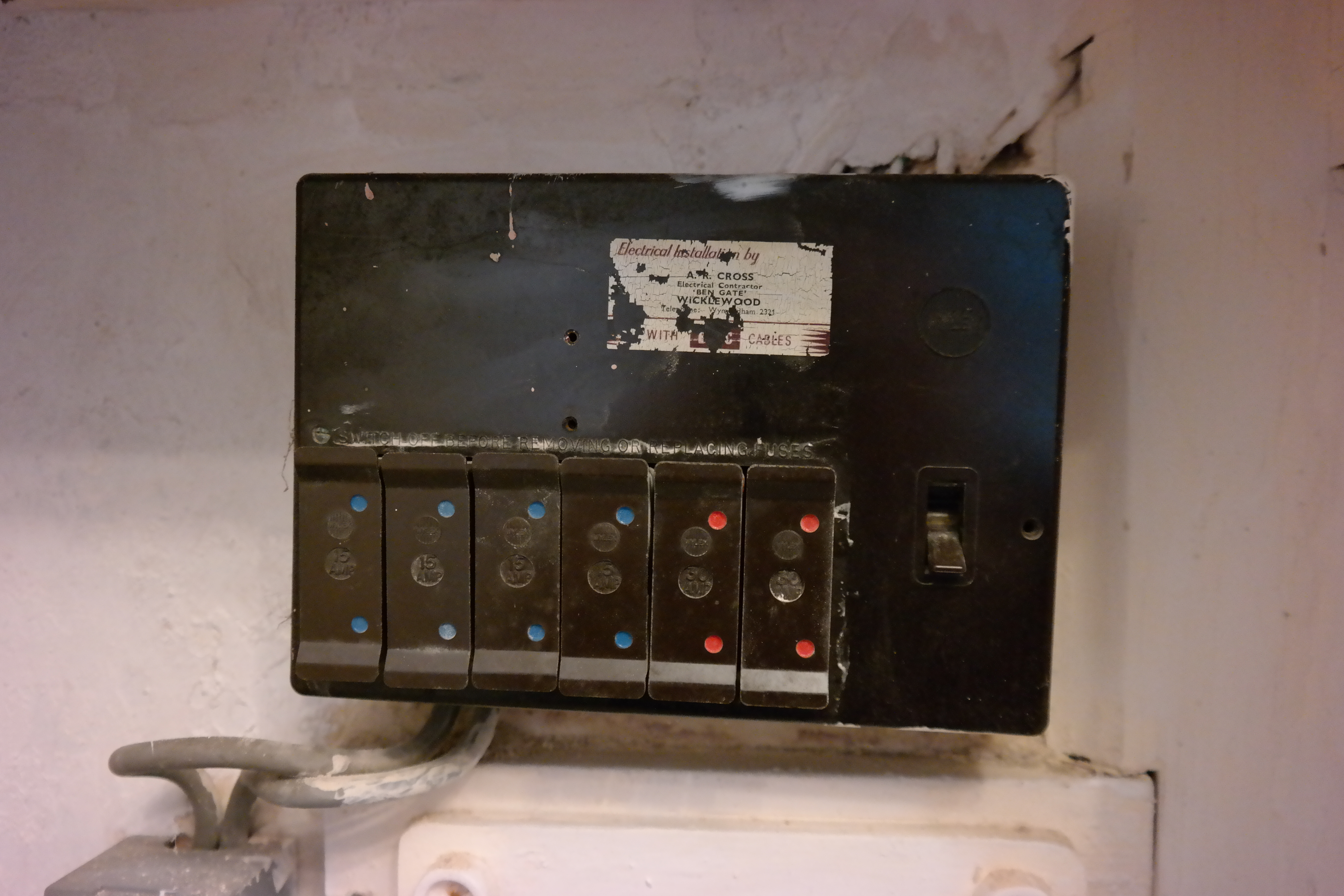 Replacing/Upgrading Consumer Units (Fuse Boxes) - Auber Electrical