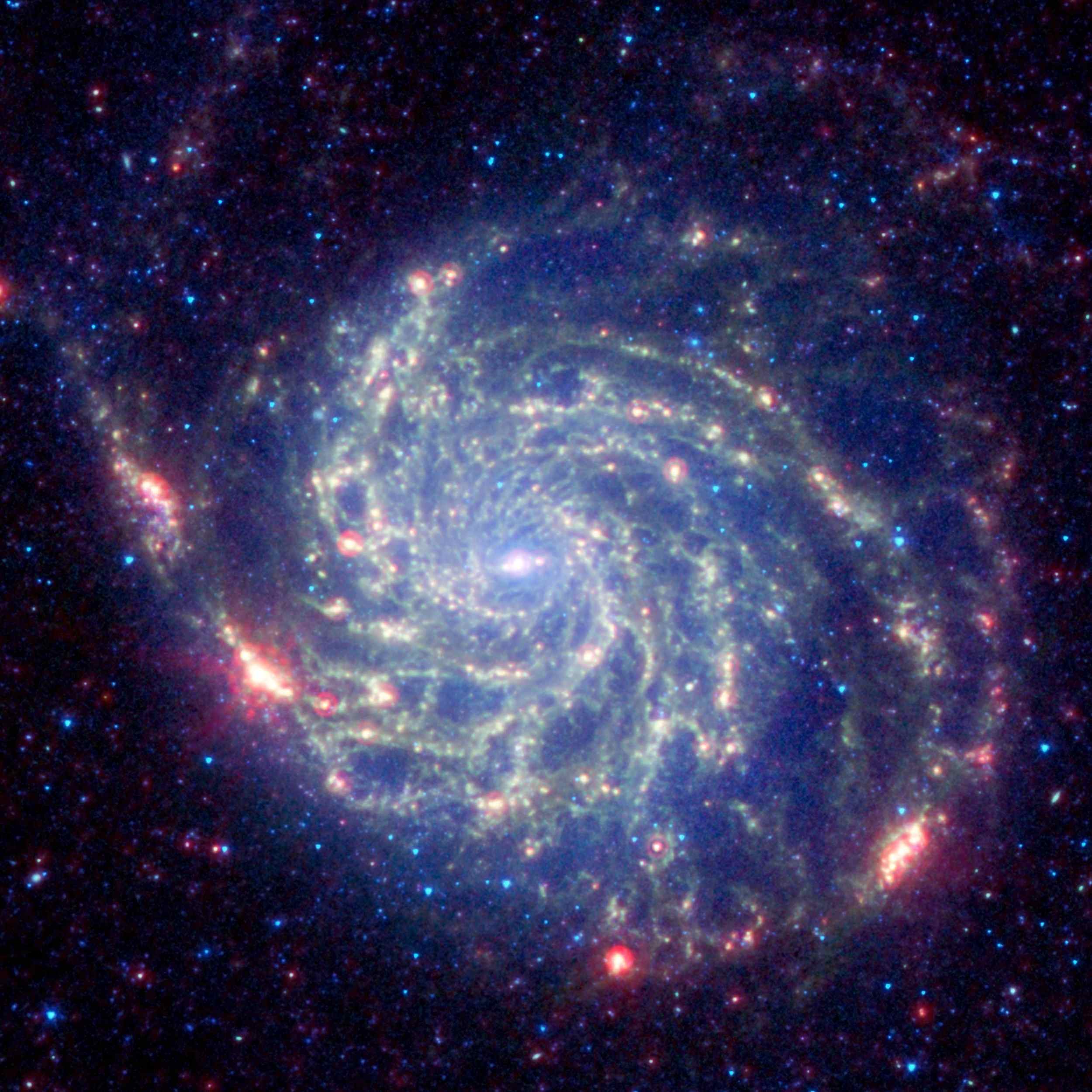 Space Images | Spitzer Space Telescope's View of Galaxy Messier 101