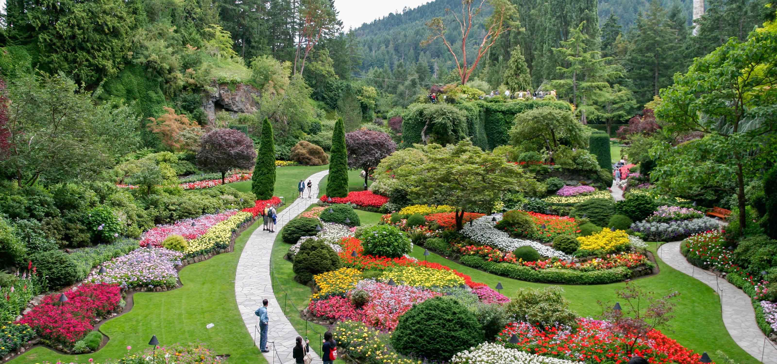 Butchart Gardens Tour from Seattle & Victoria Hotel