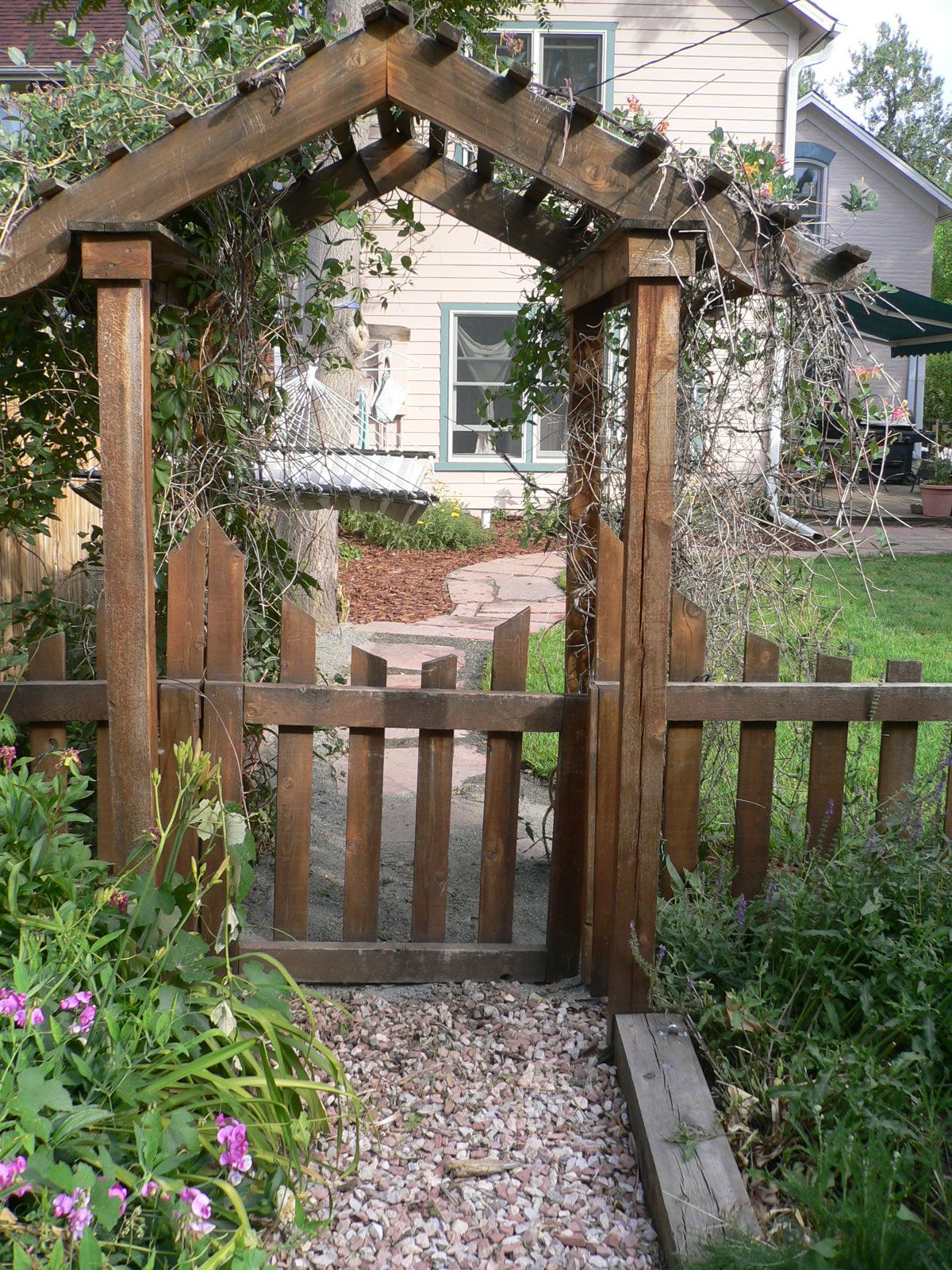 gate arches | Garden Arch for gate entrance | Gate arches ...