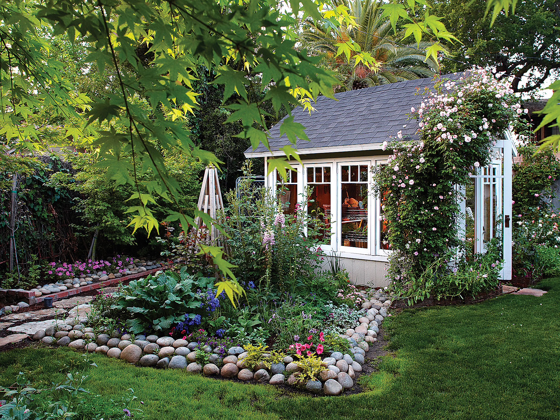 Garden cottage photo