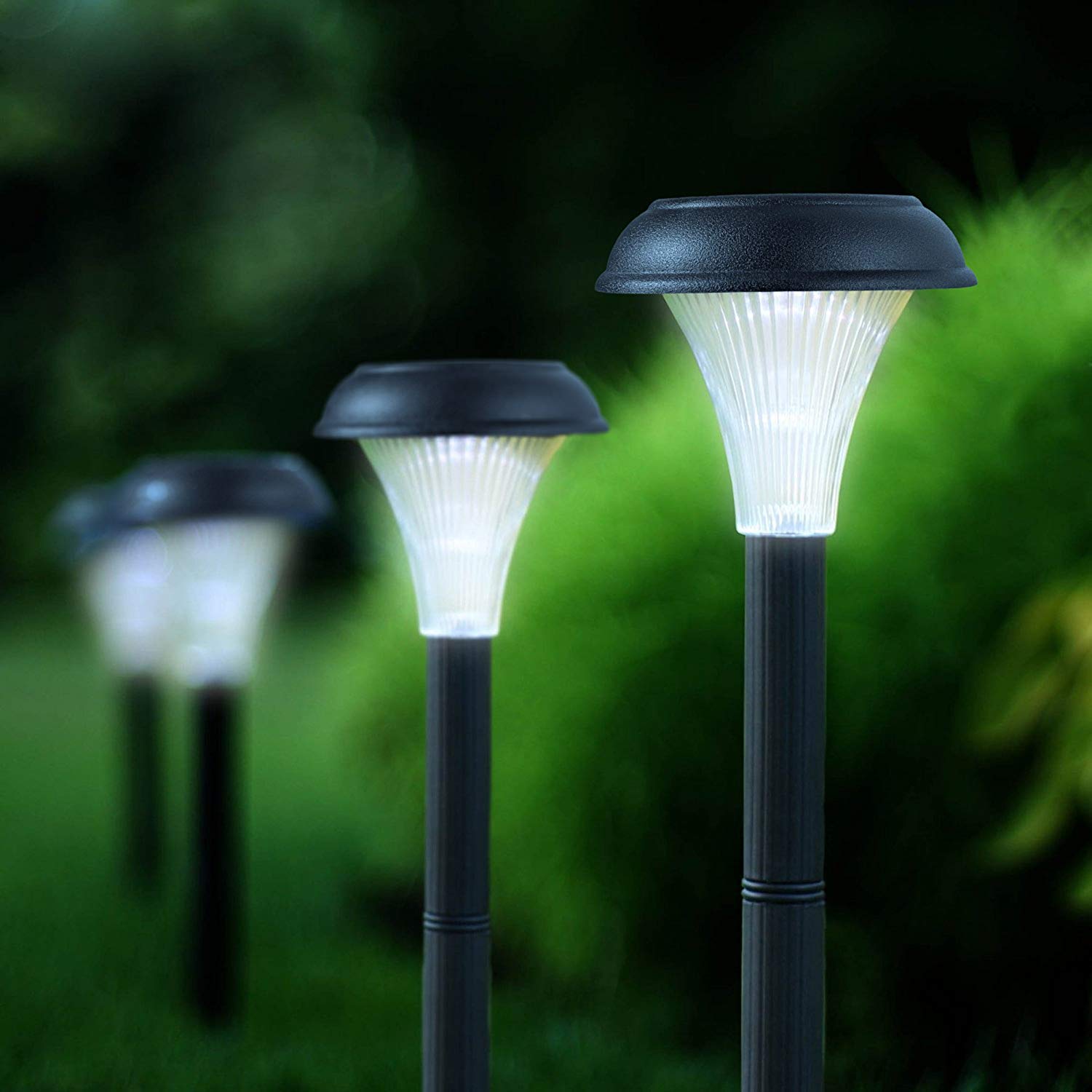 1 Set of 10 Plastic Garden LED White-Light Solar Lawn Lights Pathway ...