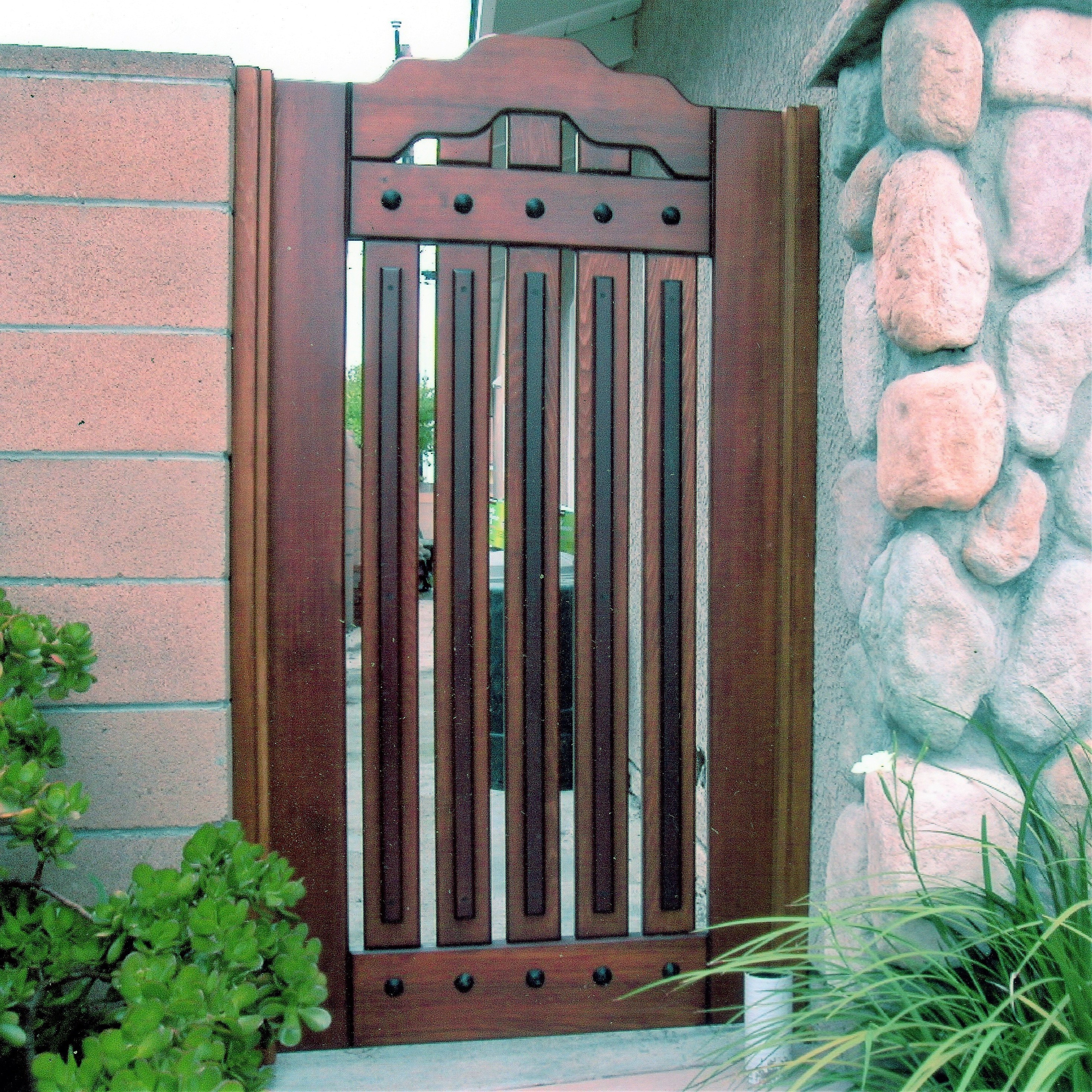 Designer Wood Gates - Garden Passages