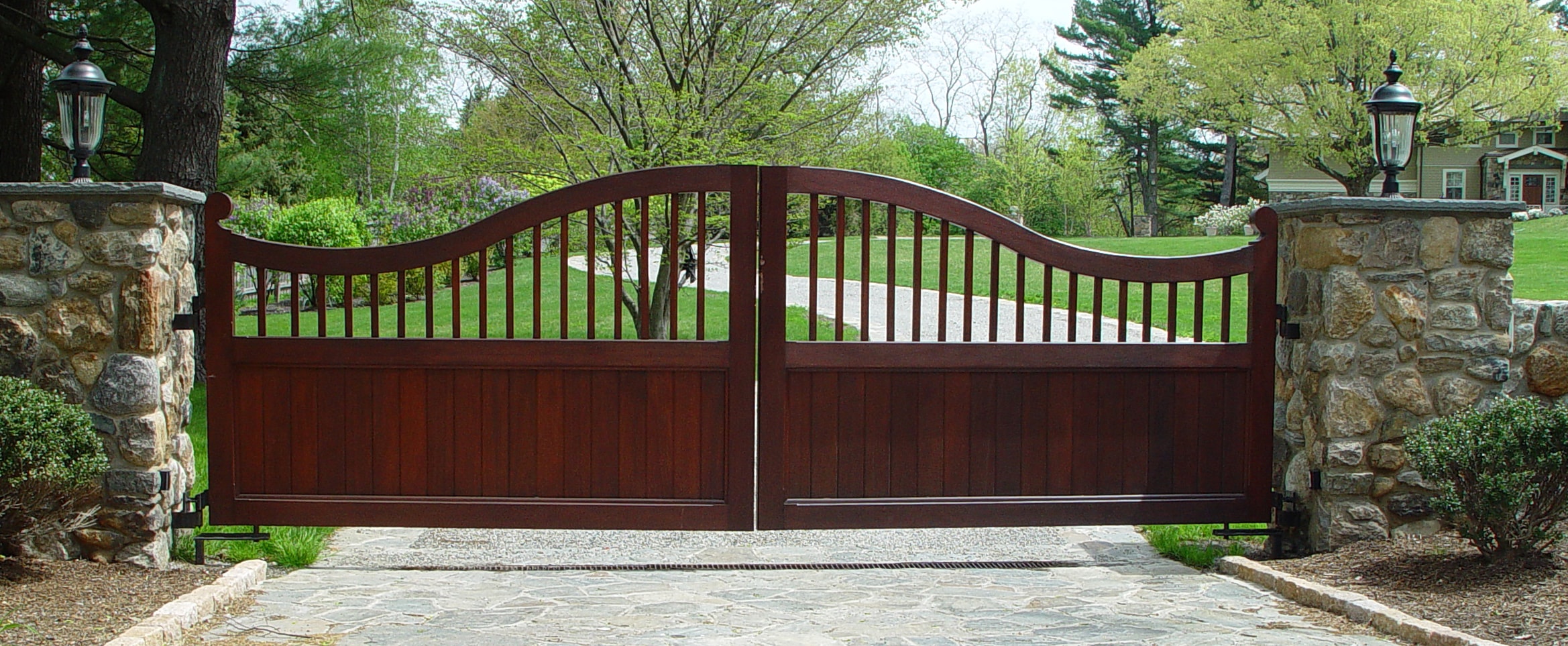 Automated Driveway Gates in New York | Tri State Gate