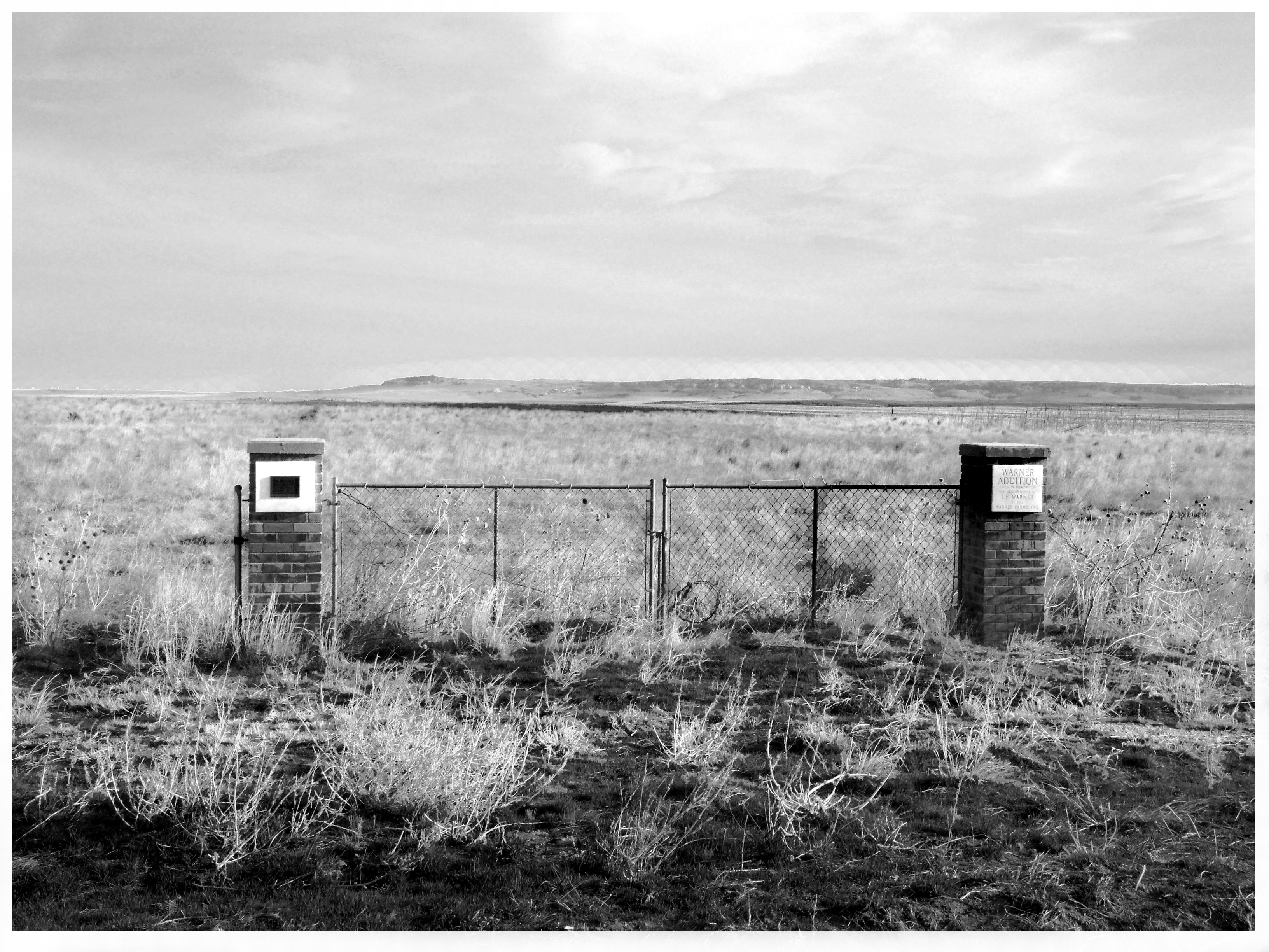 Gate to nowhere – Wyoming – Visions by Chris Kaan