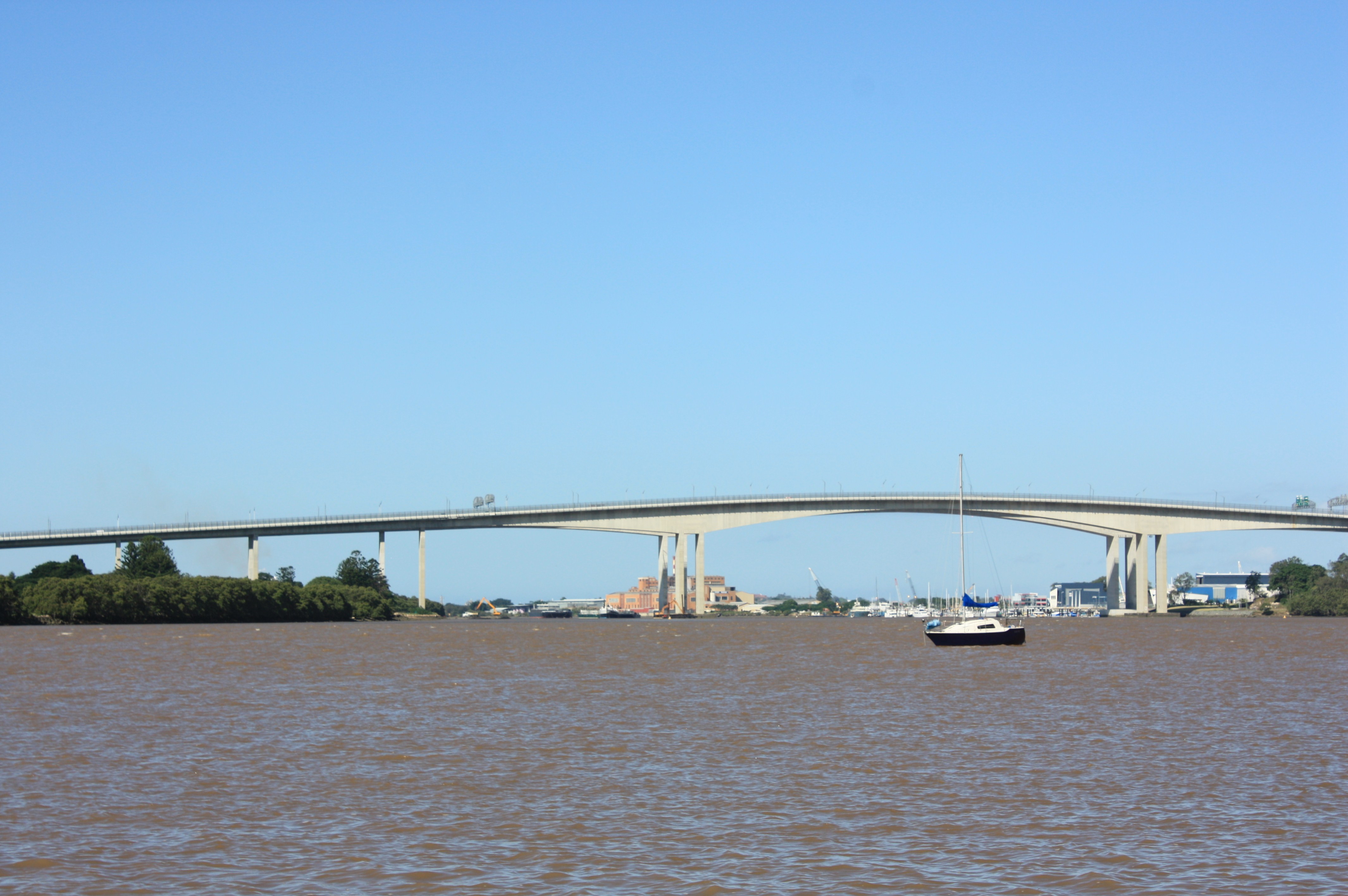 File:Gateway Bridge, Brisbane River.jpg - Wikimedia Commons