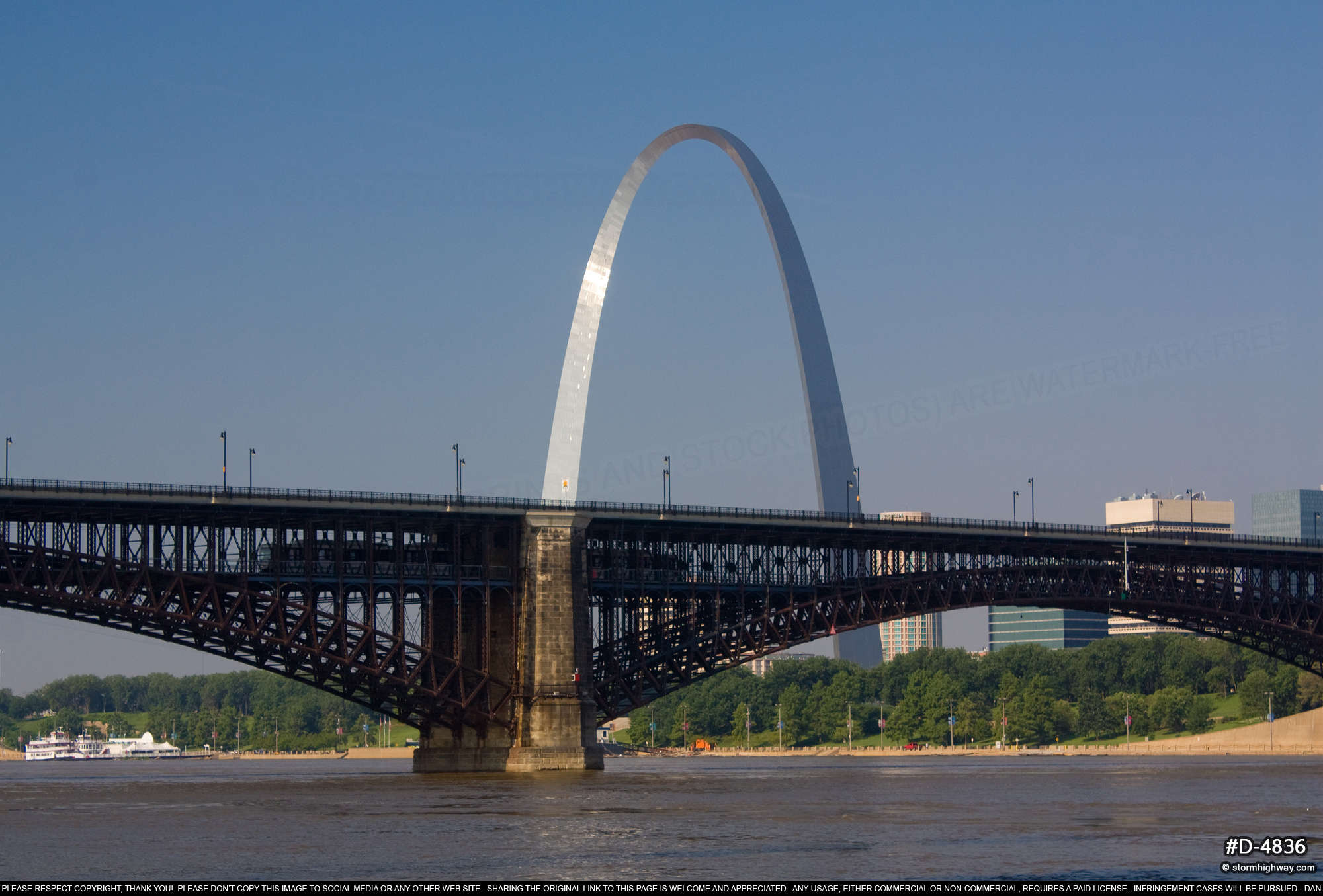 Gateway Arch with Eads Bridge and Metrolink train in St. Louis :: St ...