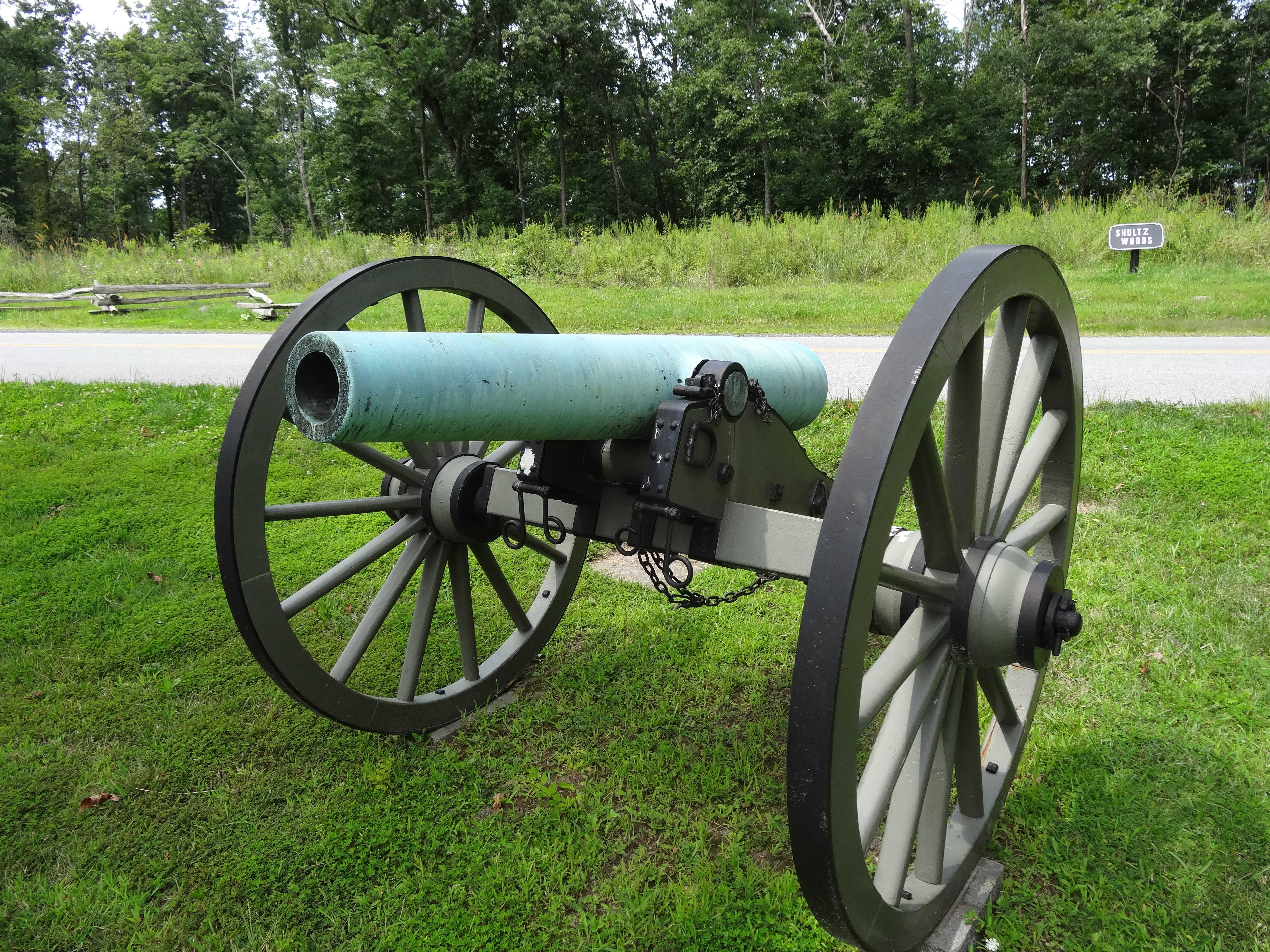 Union and Confederate Artillery at Gettysburg – Byron Hartshorn