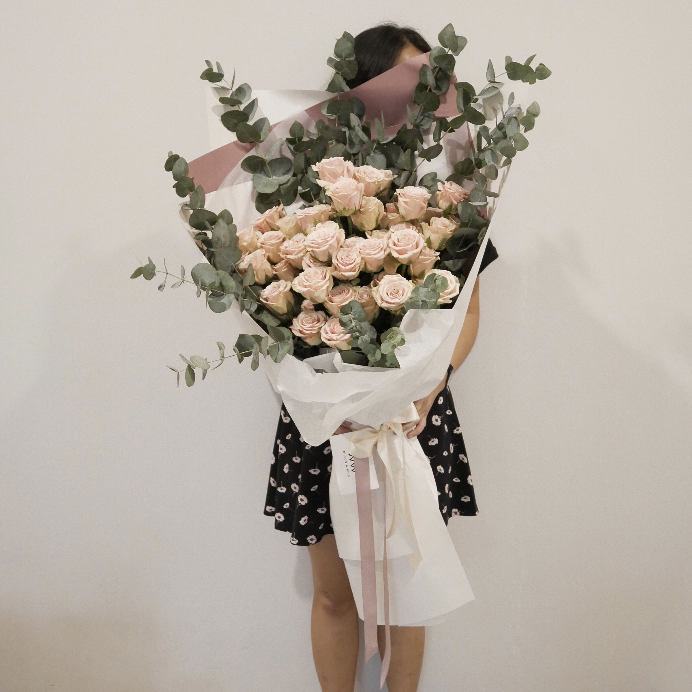 Fresh Bloom Bouquet - Giant – WILLOW & WIND (Kuala Lumpur, Malaysia ...