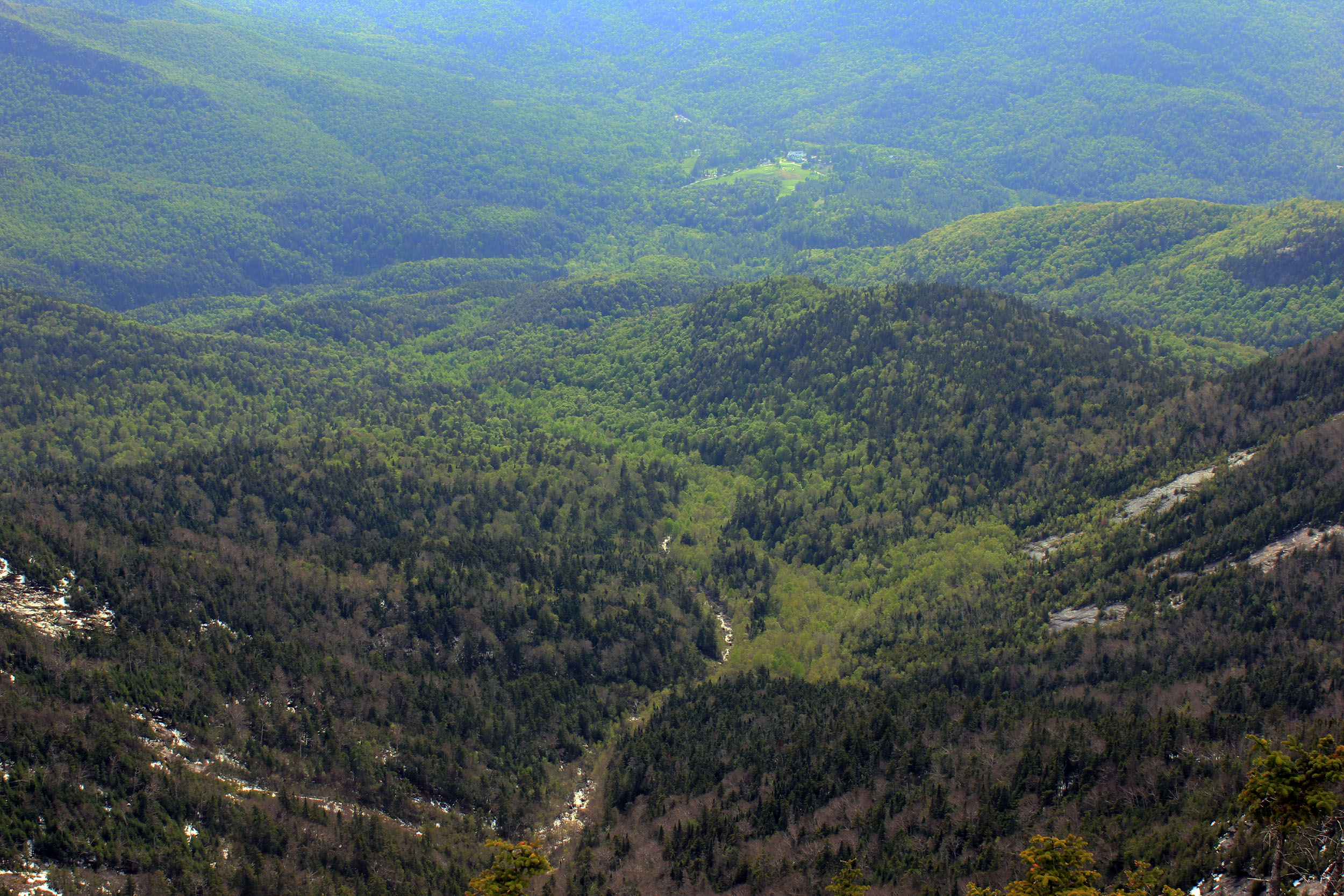 File:Gfp-new-york-looking-at-keene-valley-from-Giant-Mountain.jpg ...