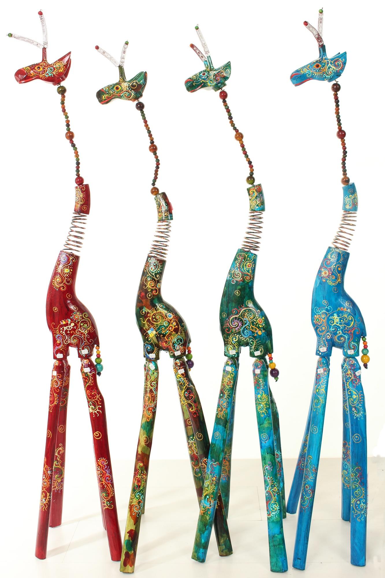 AngelCircle>, Handicrafts, Gifts, Wooden Giraf artistically painted -