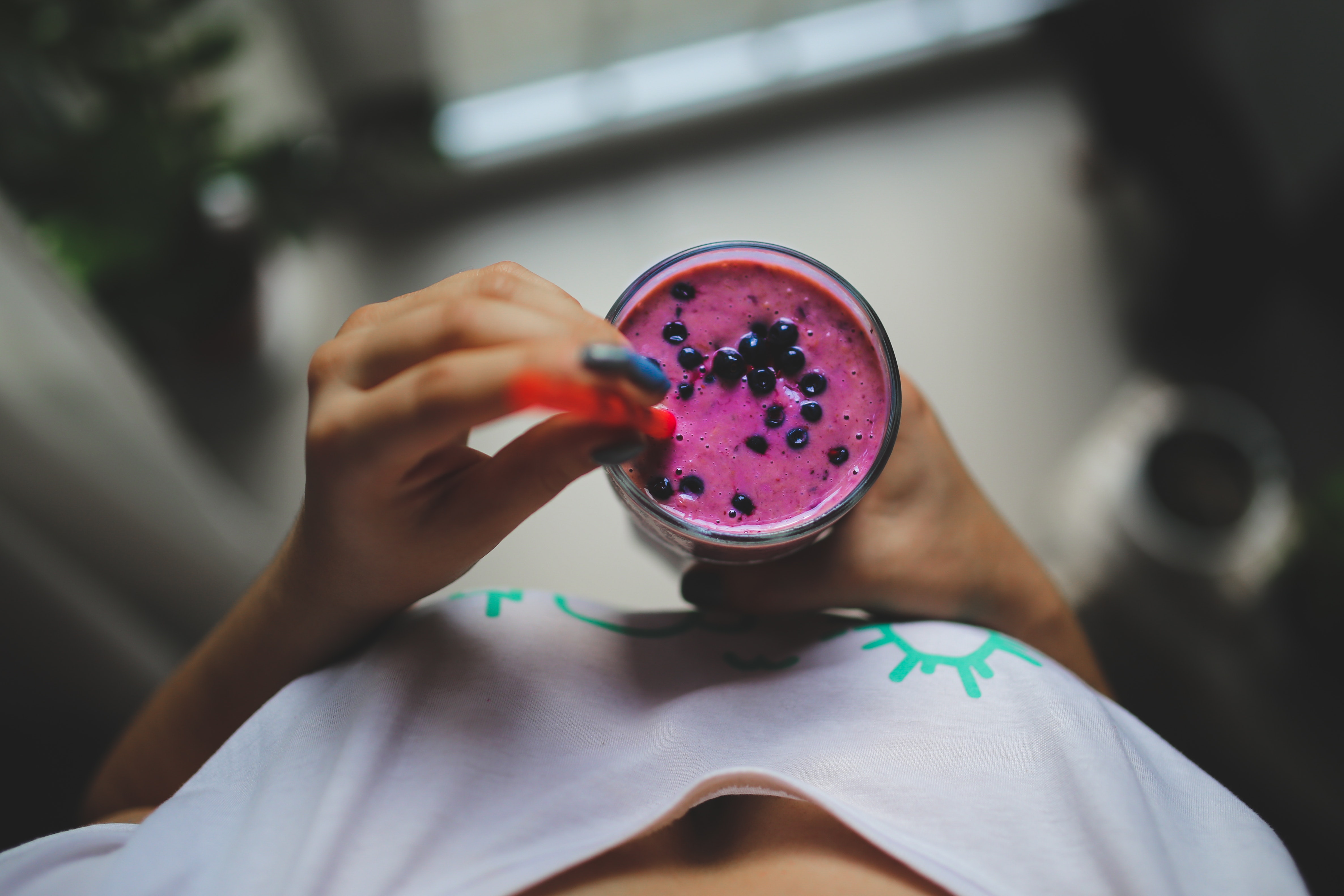 Girl holding yoghurt, Blueberry, Diet, Drink, Girl, HQ Photo