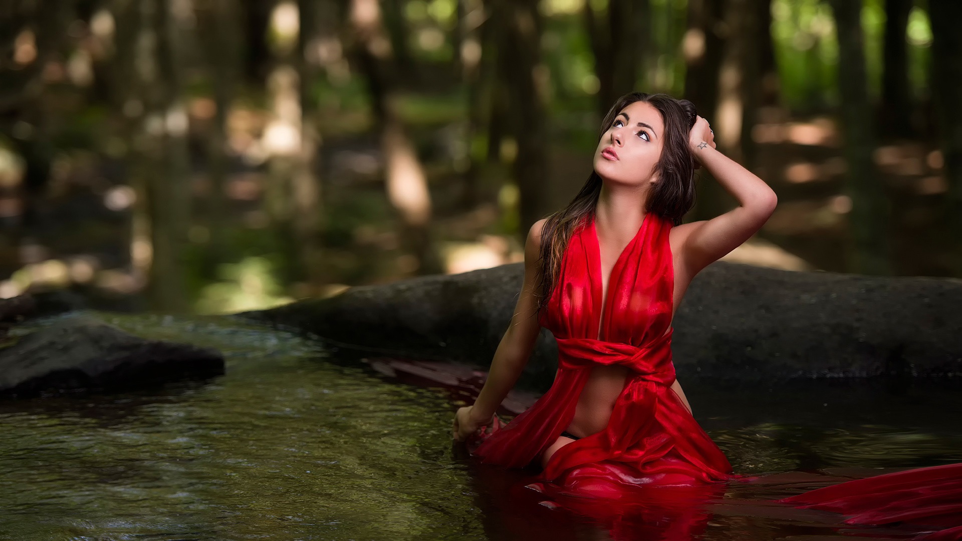 Red dress girl in water wallpaper | girls | Wallpaper Better