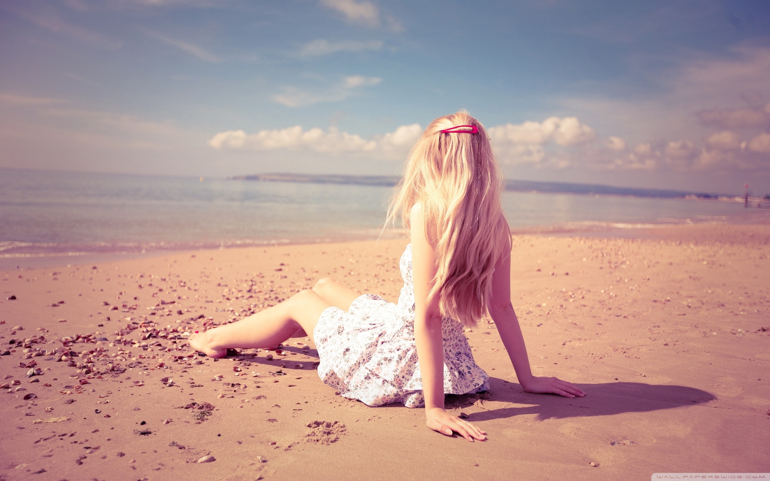 Blonde Girl On The Beach ❤ 4K HD Desktop Wallpaper for 4K Ultra HD ...