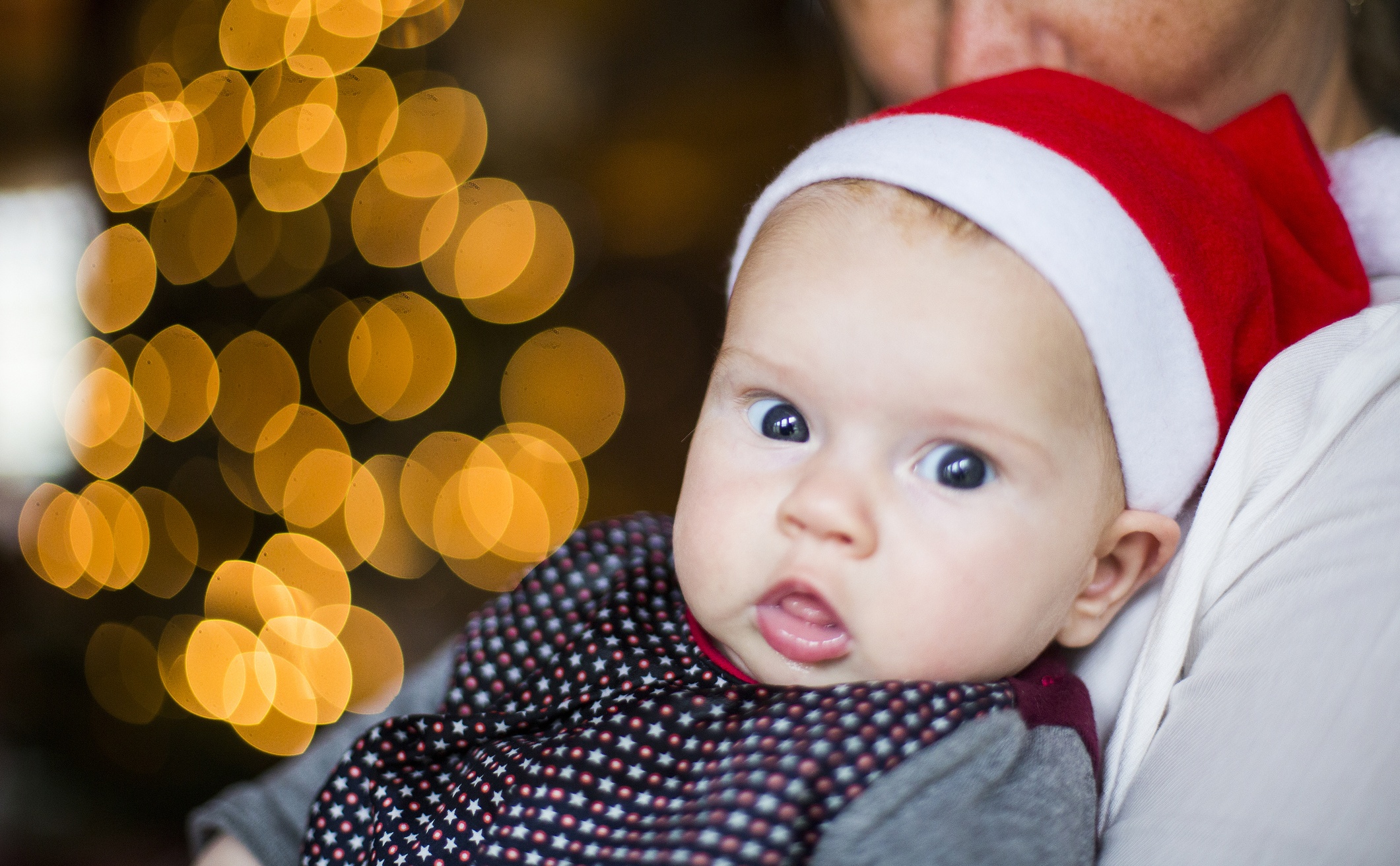 Christmas-Inspired Baby Girl Names That Are Full of Holiday Magic