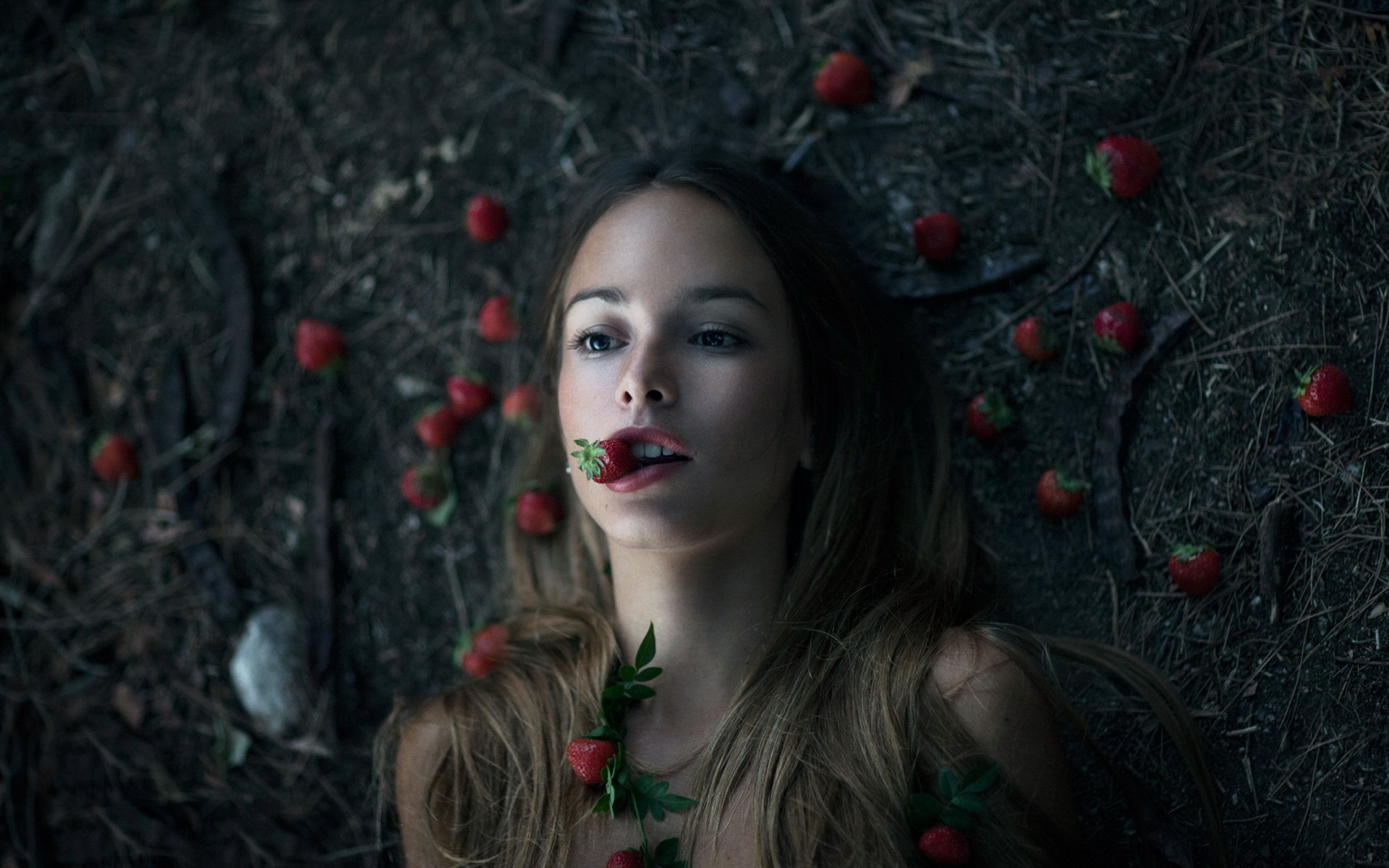 Creative pictures, girl, strawberries wallpaper | creative and ...