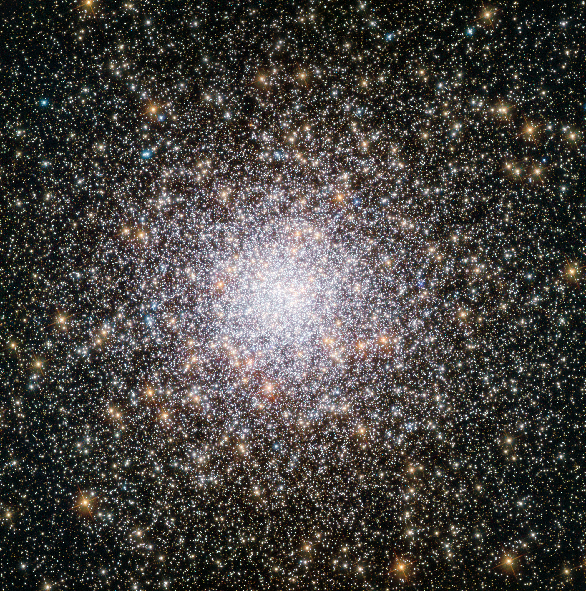 Hubble reveals NGC 362, a young globular cluster – Astronomy Now