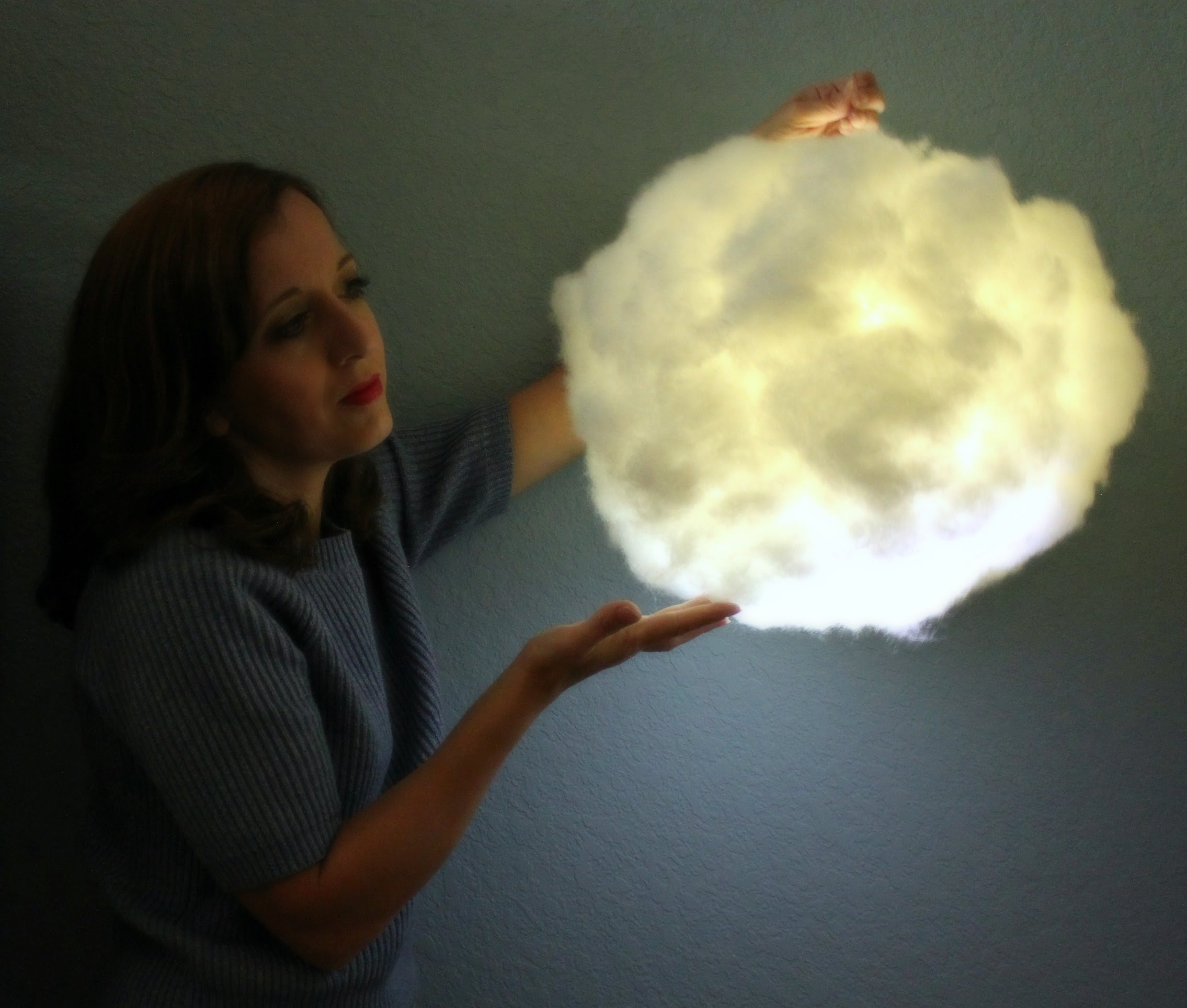 Make Your Own Glowing Cloud Light - YouTube