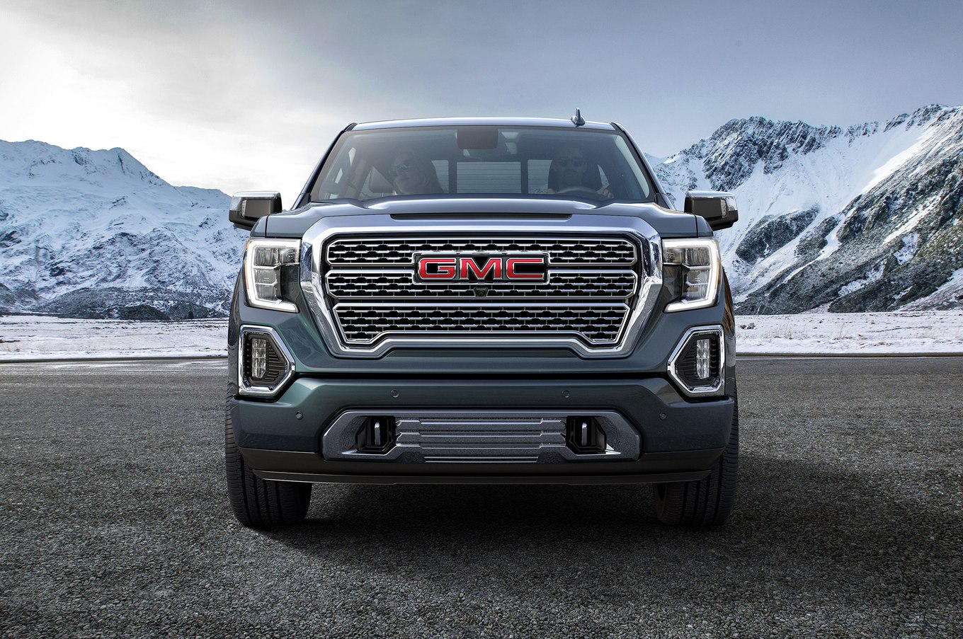 GMC Cars, SUV/Crossover, Truck, Van: Reviews & Prices | Motor Trend