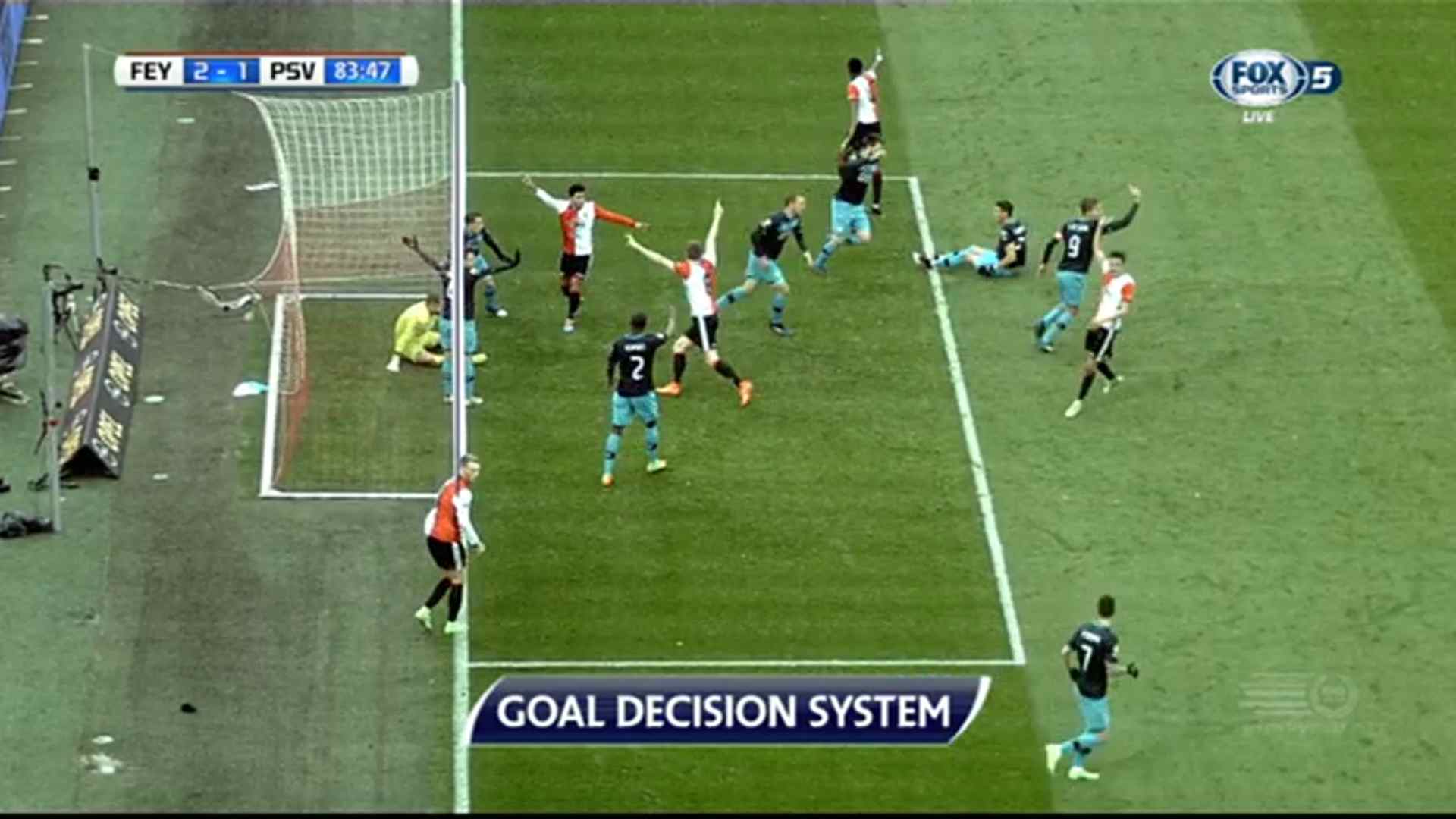 Goal-line technology doubt: close call in Eredivisie - Dutch Referee ...