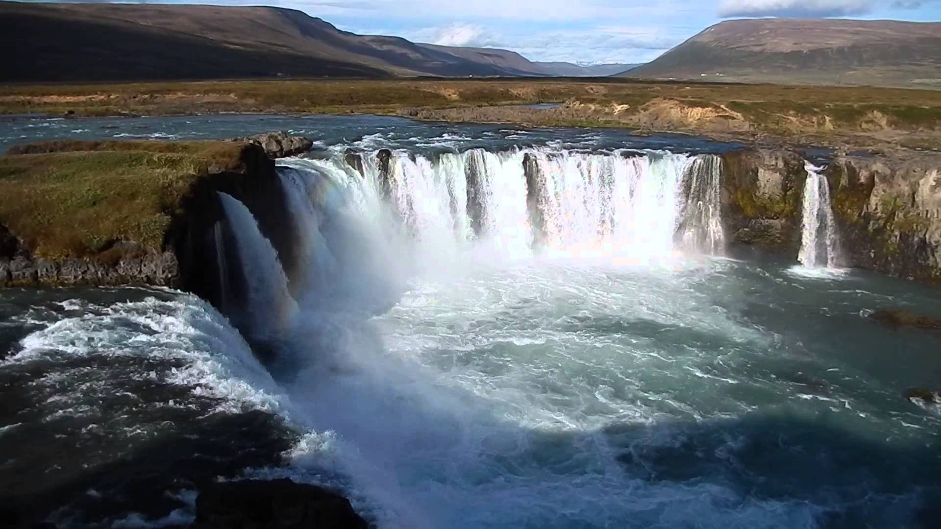 Водопад Годафосс Исландия живые обои на рабочий стол