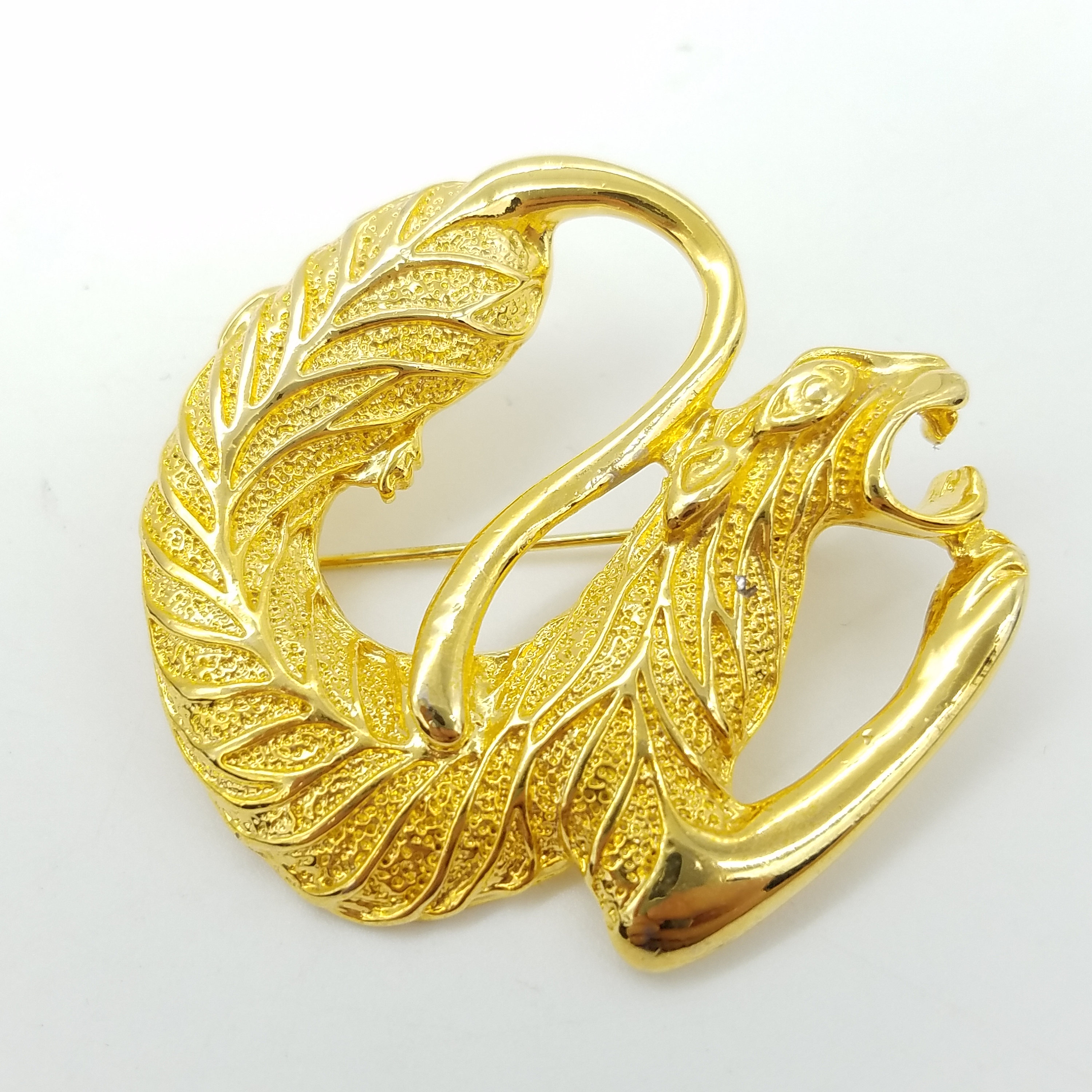 Vintage Old Stock Gold Tone Coiled Asian Tiger Brooch - Things ...