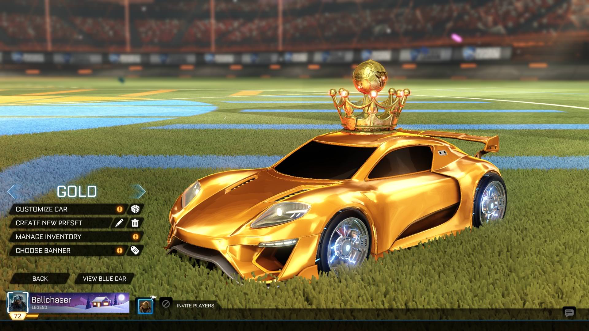 Quite happy how my golden car turned out. : RocketLeague