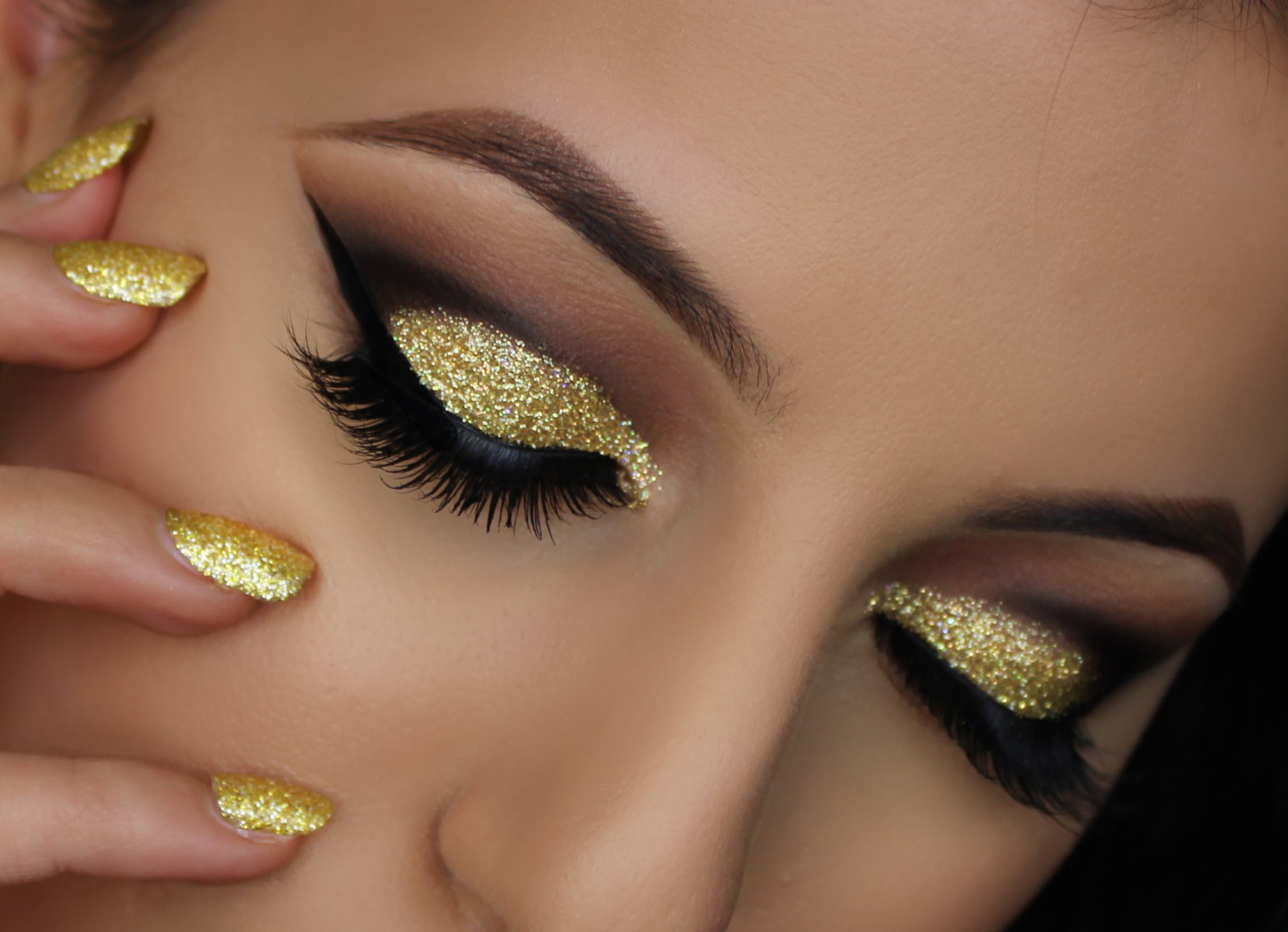 Gold Glitter Cut Crease Smokey Eye - New Years Eve Makeup Tutorial ...