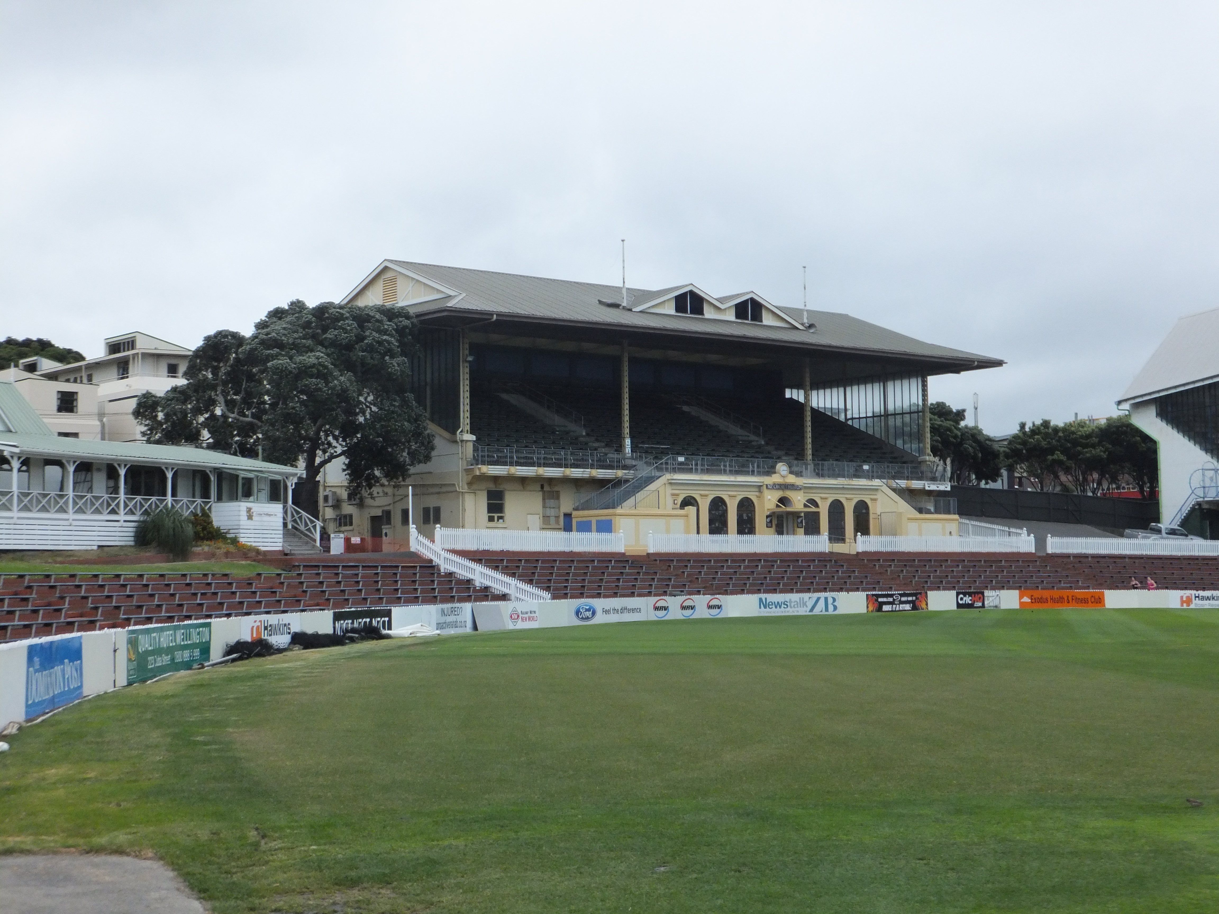 File:Old Grandstand at Basin Reserve.JPG - Wikimedia Commons