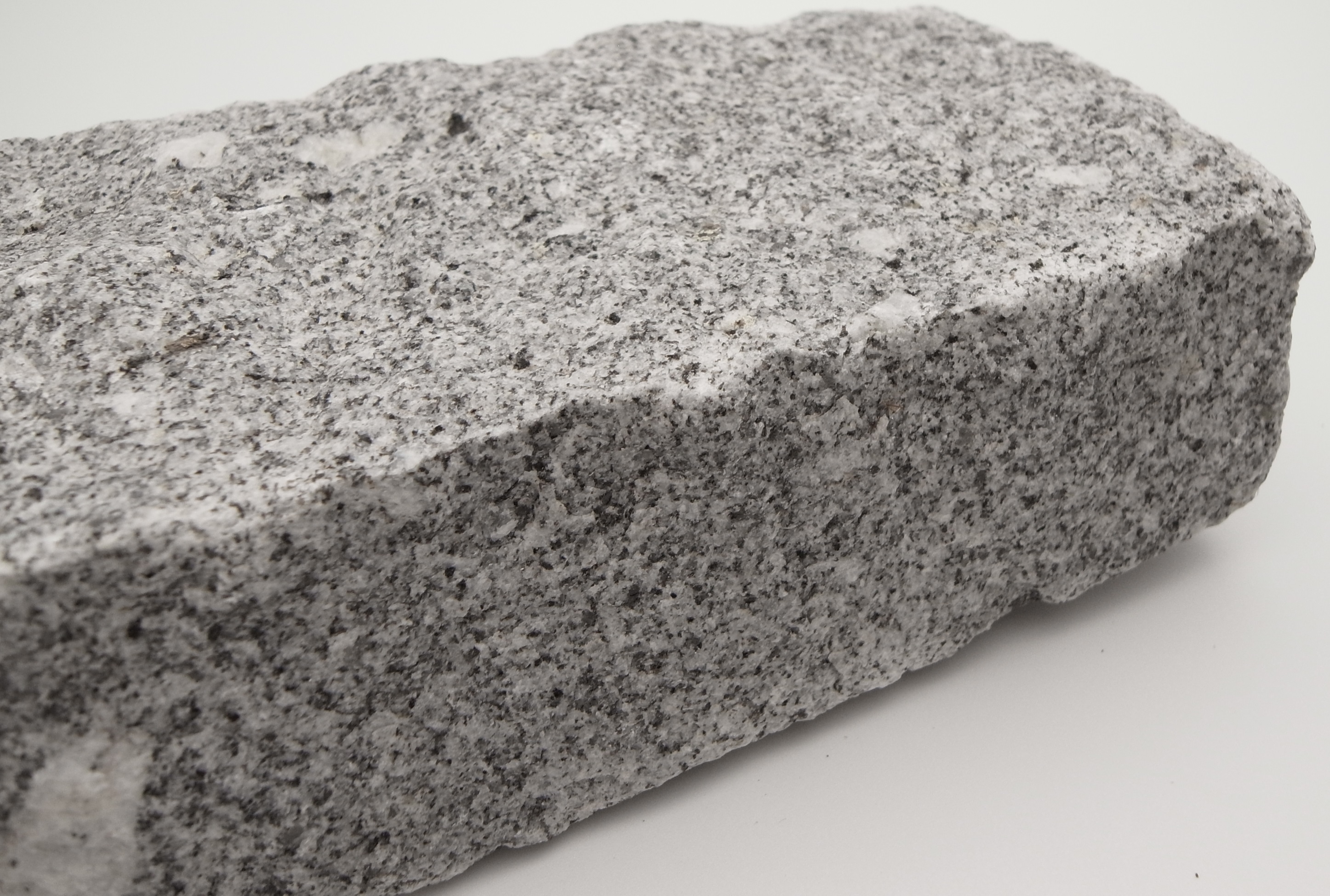 Grey granite setts in natural cropped finish per m2 | StoneYard