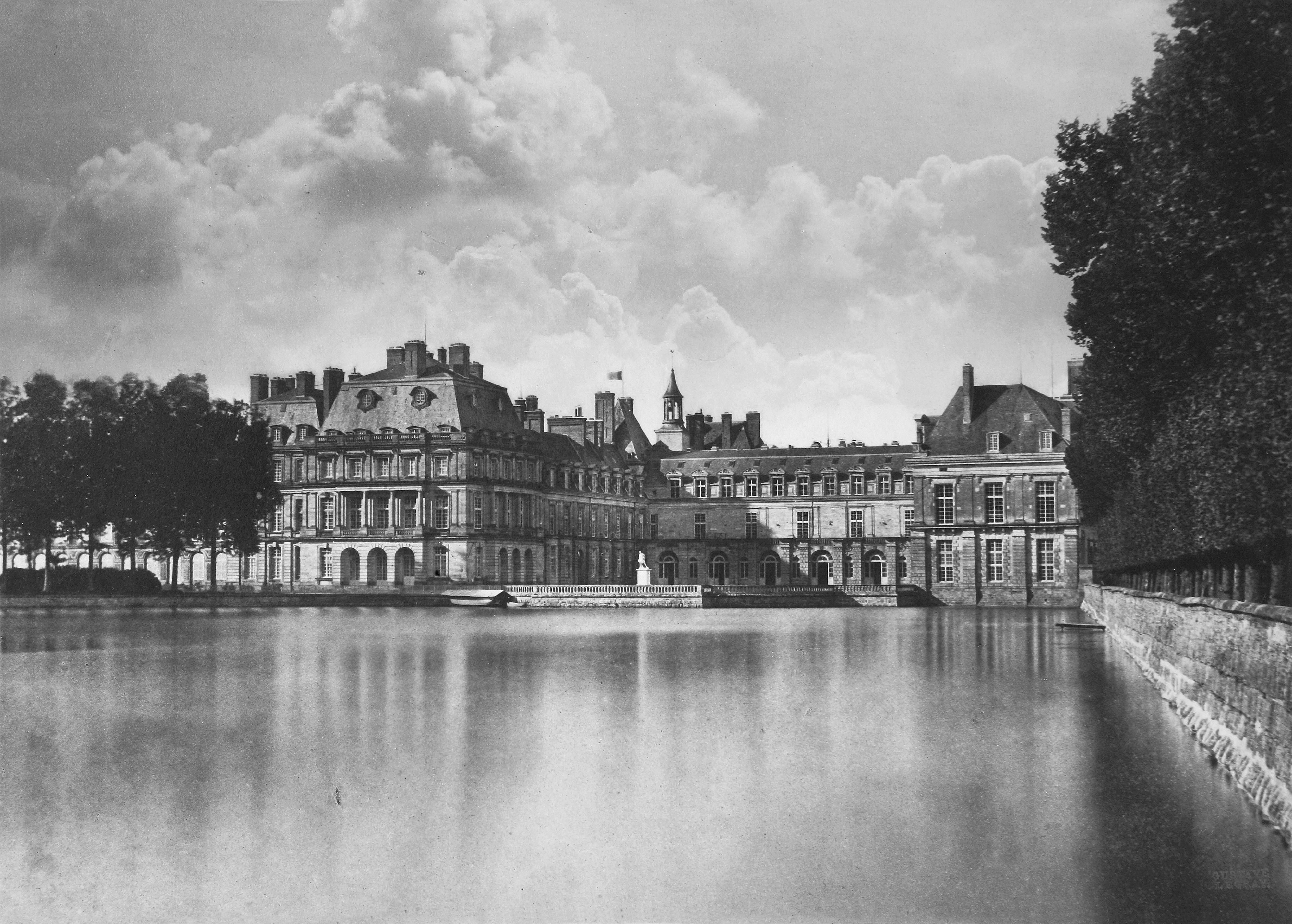 File:Castle reflecting in the water by Gustave Le Gray.jpg ...