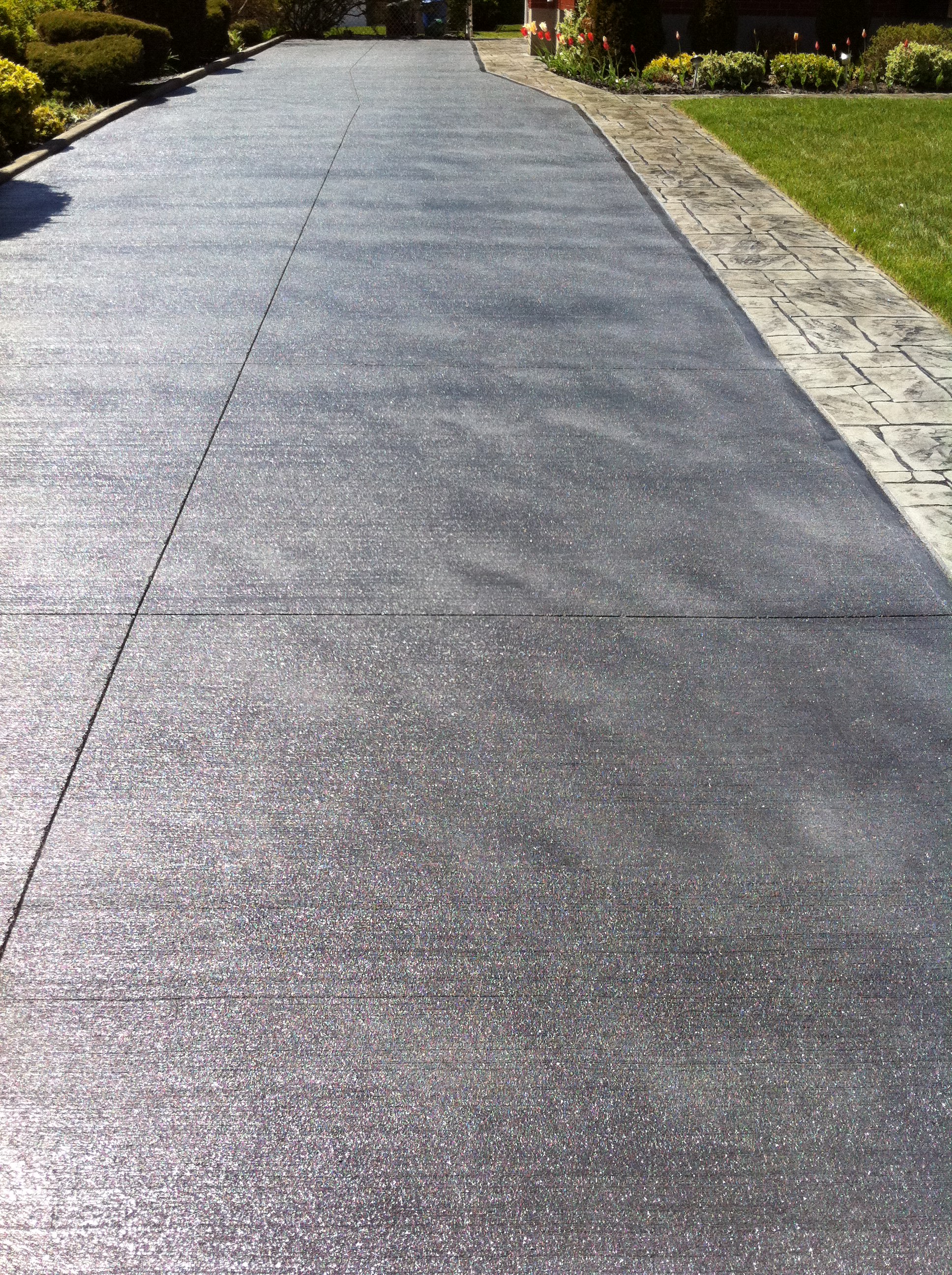 Broom Finished Concrete Driveway with English Yorkstone Stamped ...