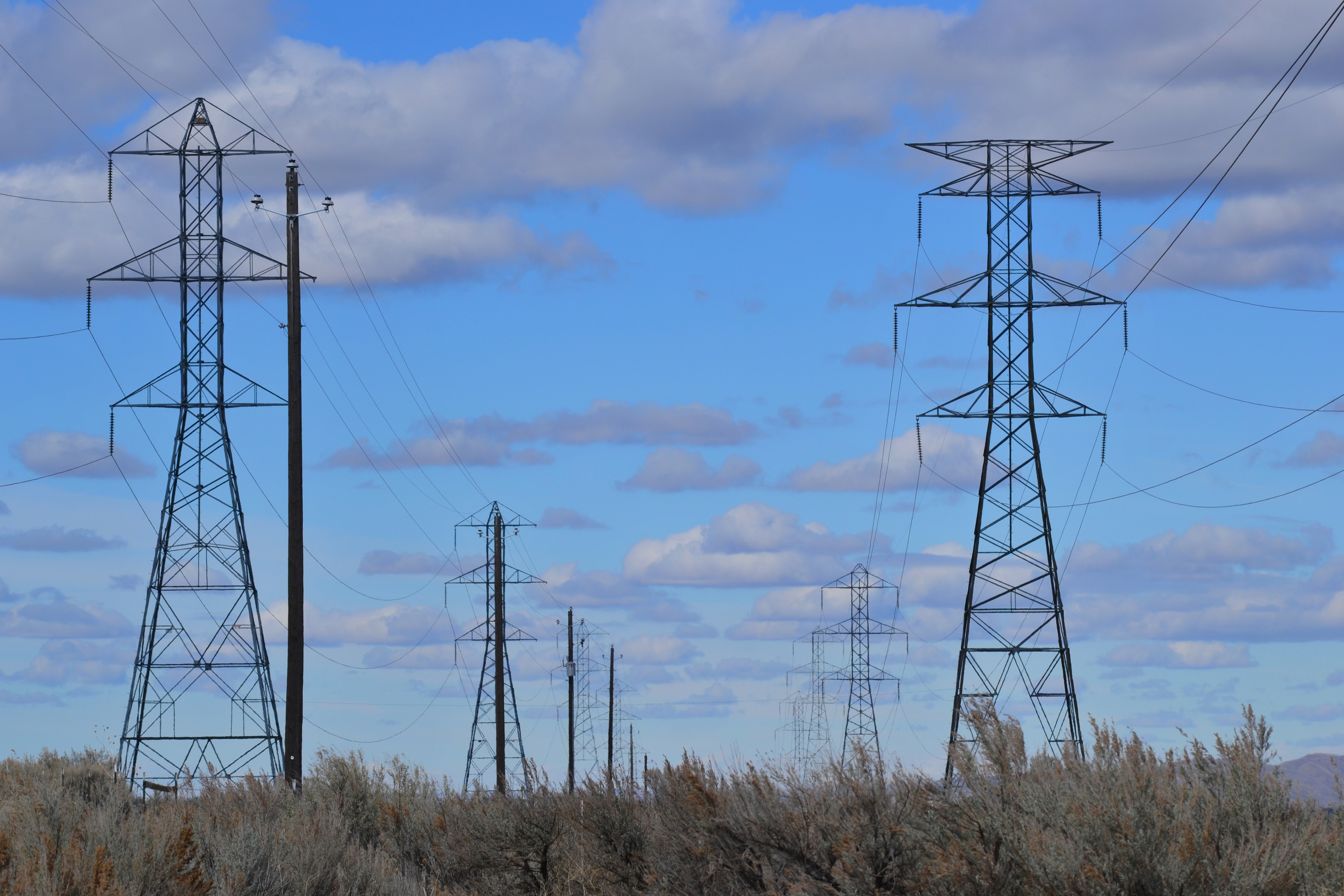 Gray Electric Posts, Clouds, Power lines, Voltage, Volt, HQ Photo