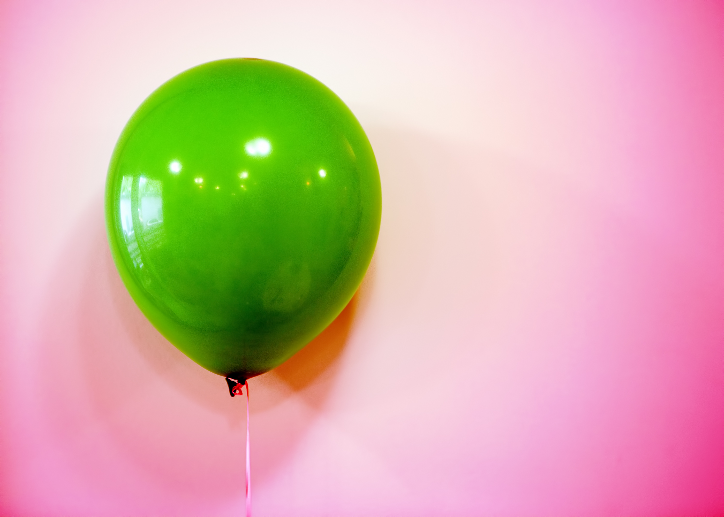 Green balloon photo