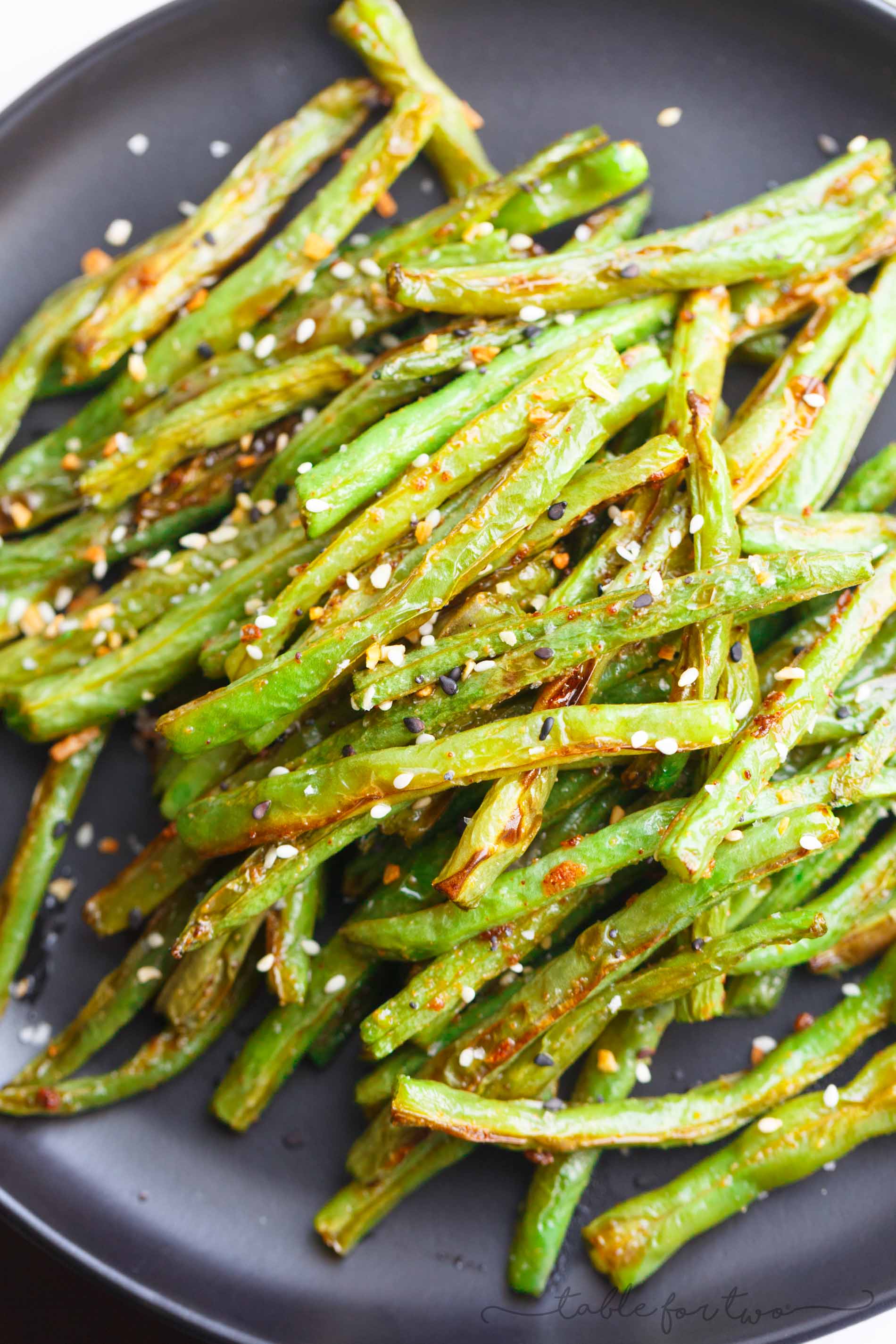 Garlic Roasted Green Beans - Simple Green Beans Side Dish Recipe