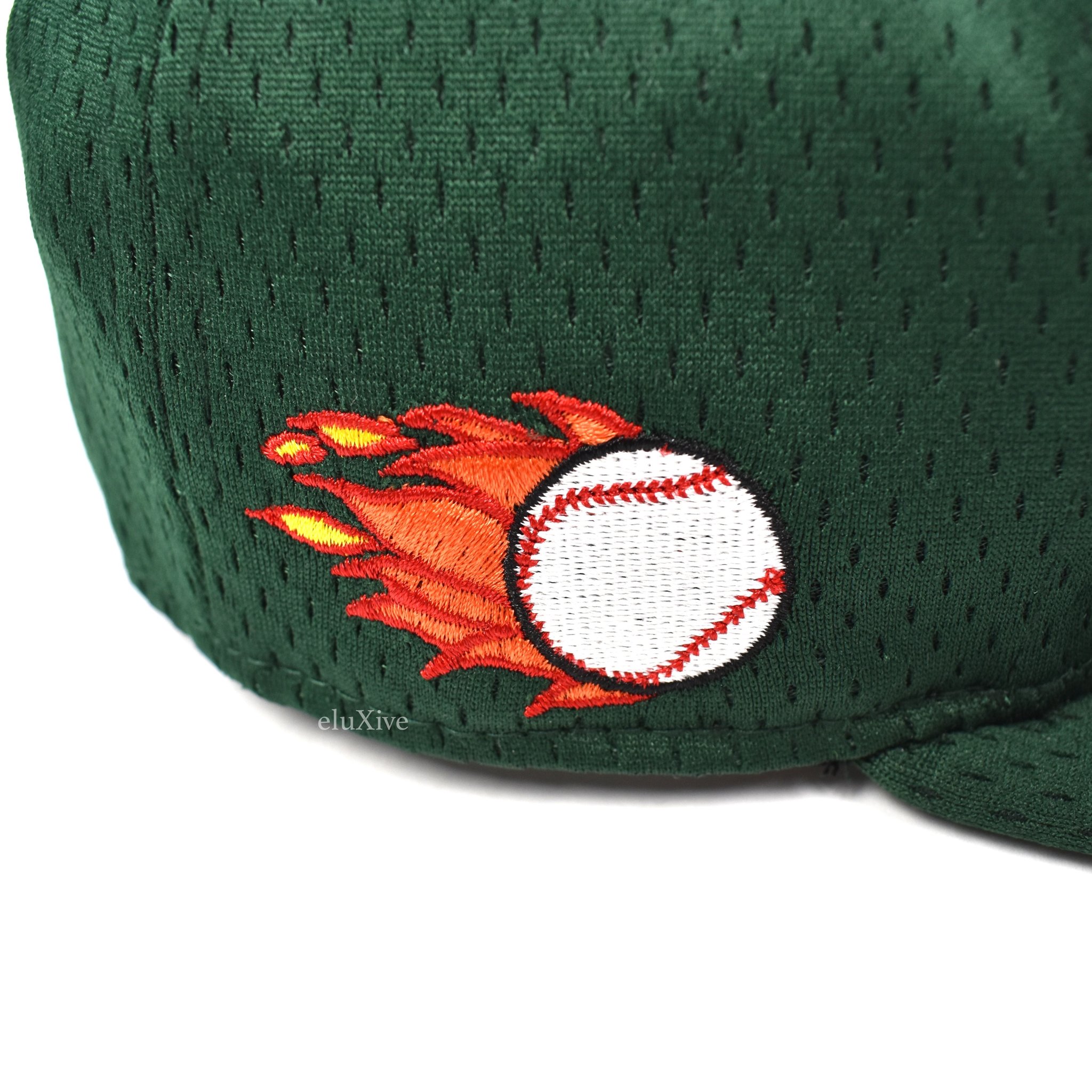 Supreme x New Era - SS18 Dark Green Box Logo Mesh Fitted 59FIFTY Hat ...