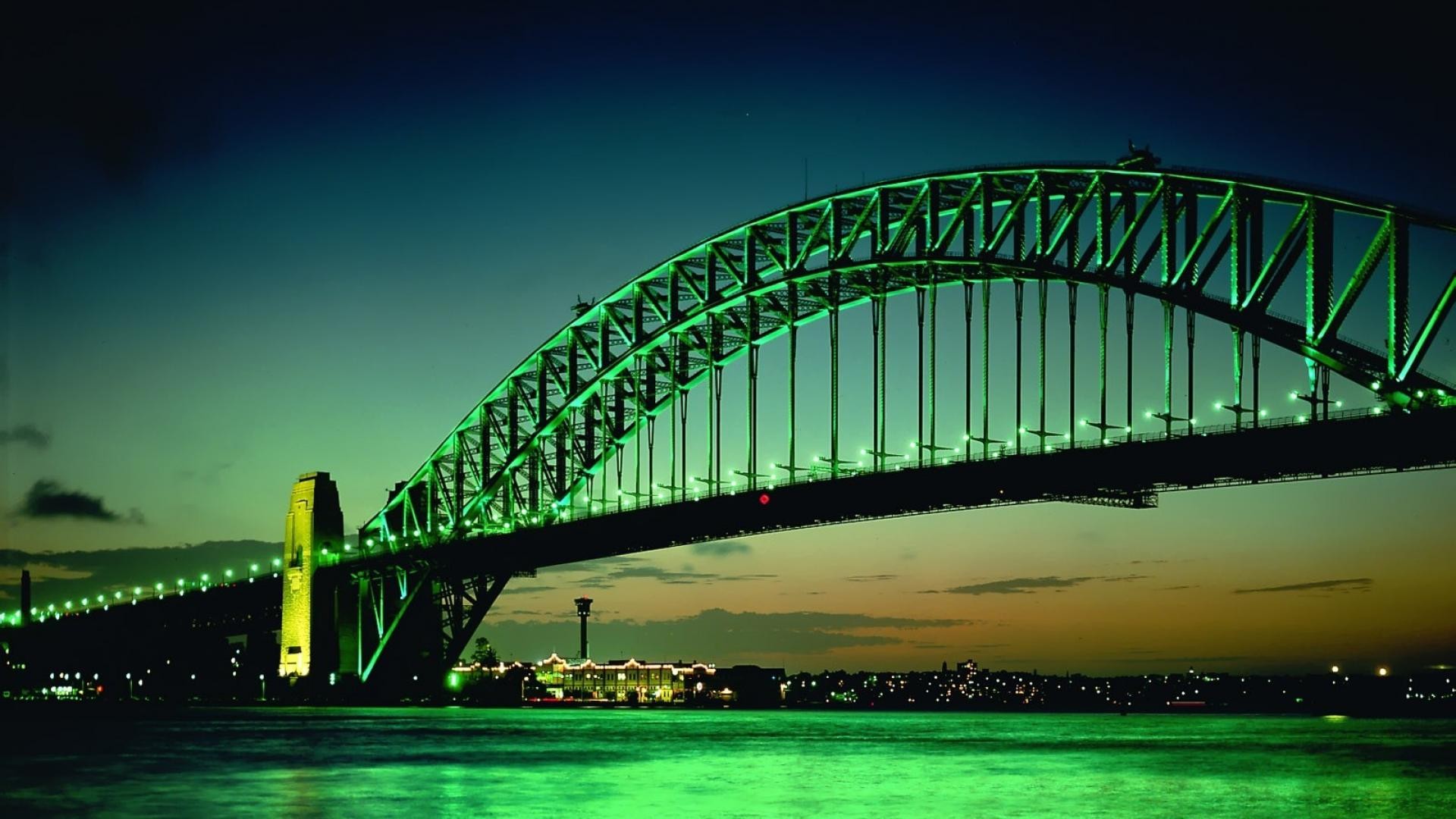 Bridges: Wonderful Bridge Green Light Evening Lights City River ...