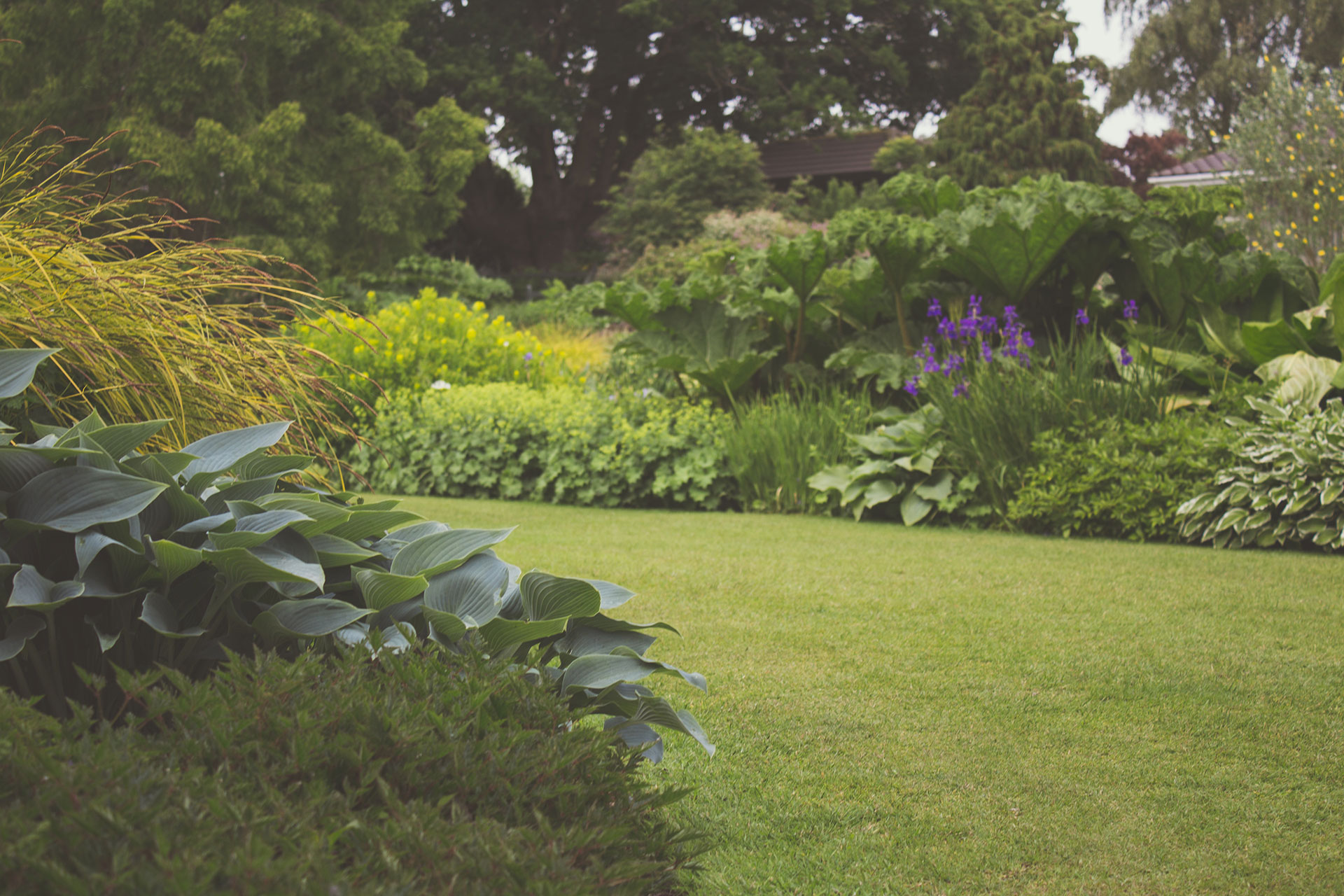 10 of the Best Poems about Gardens | Interesting Literature